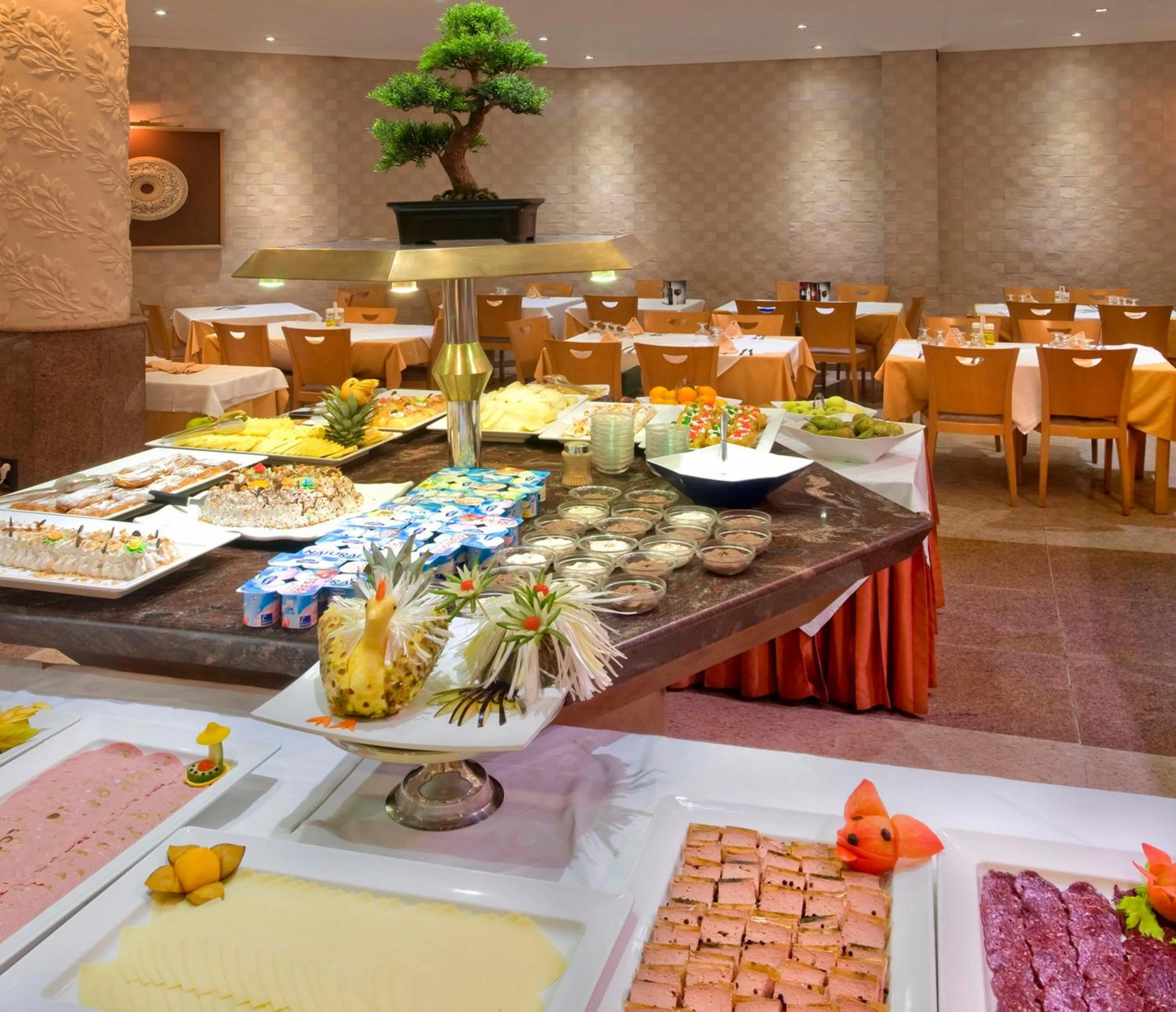 Restaurant/places to eat in Port Eugeni