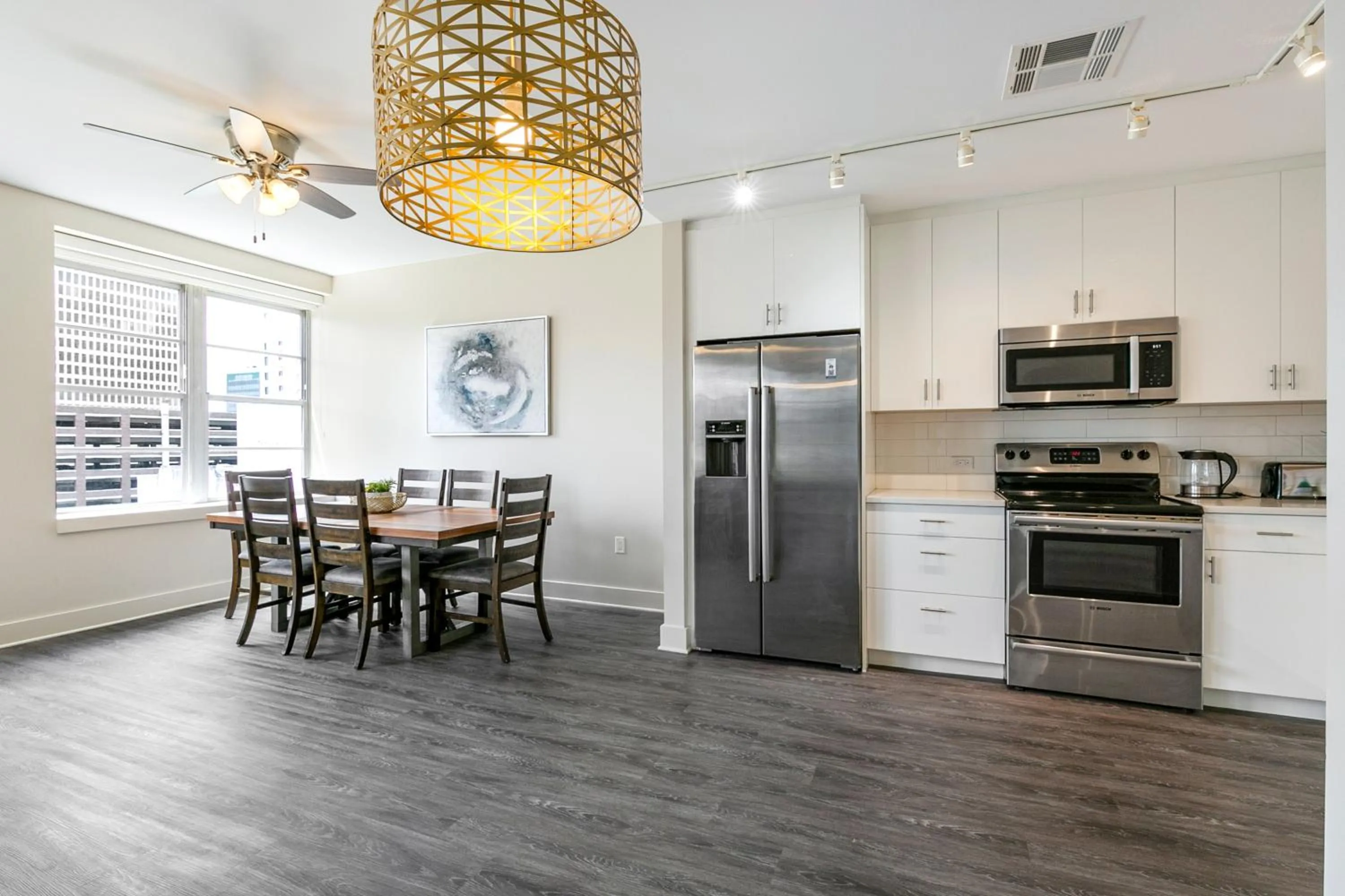Kitchen or kitchenette in Spacious 4BR Luxury Condo Steps to French Quarter