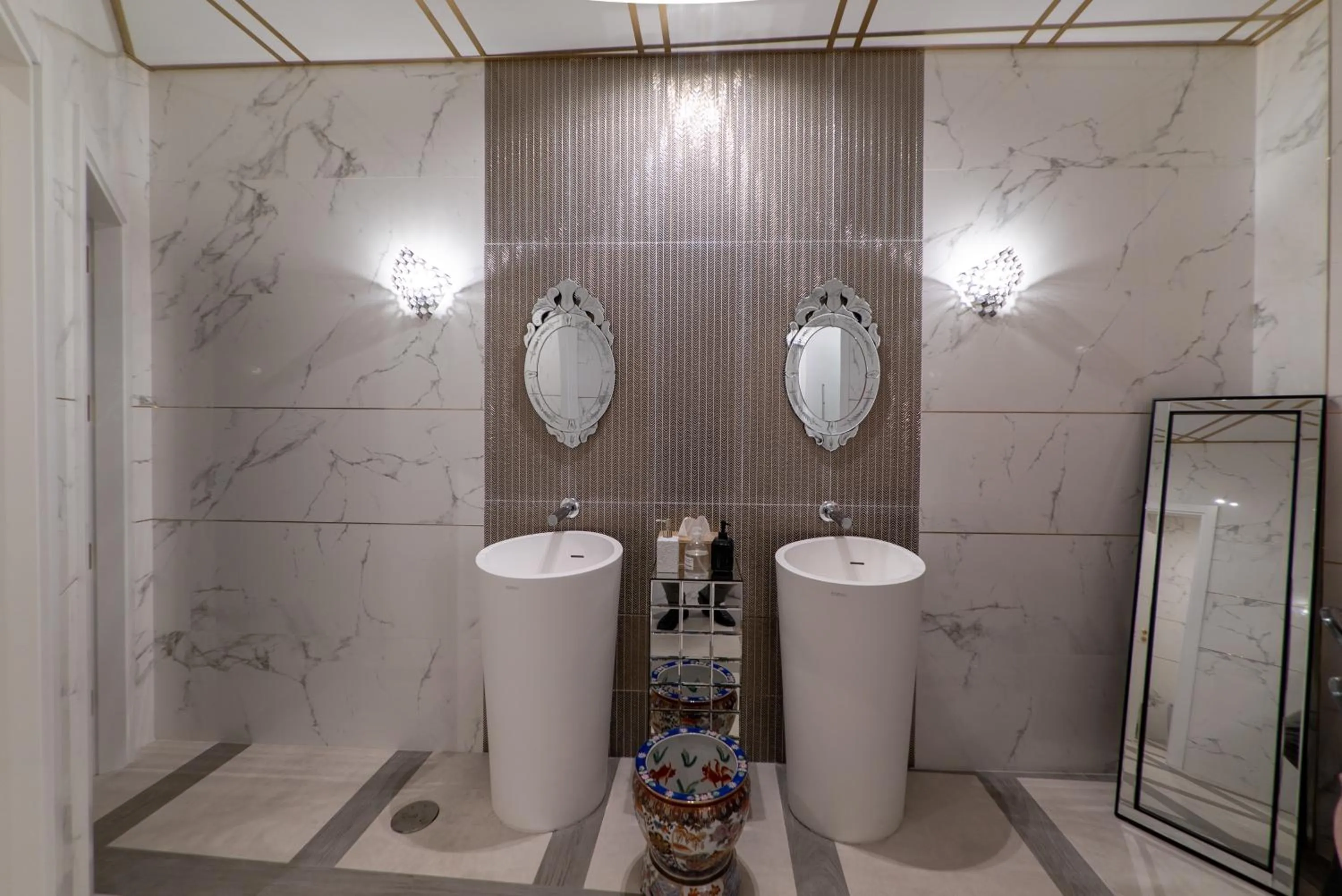 Public Bath in Palacete de la Ochava