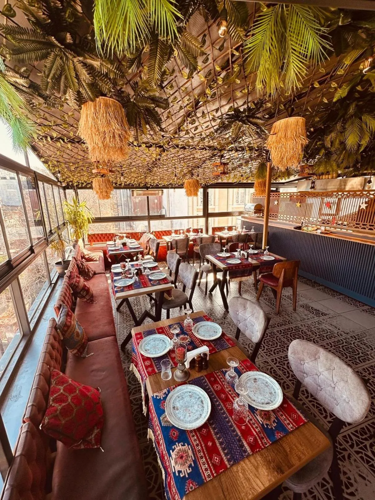 Restaurant/places to eat in Ottoman Luxury Hotel