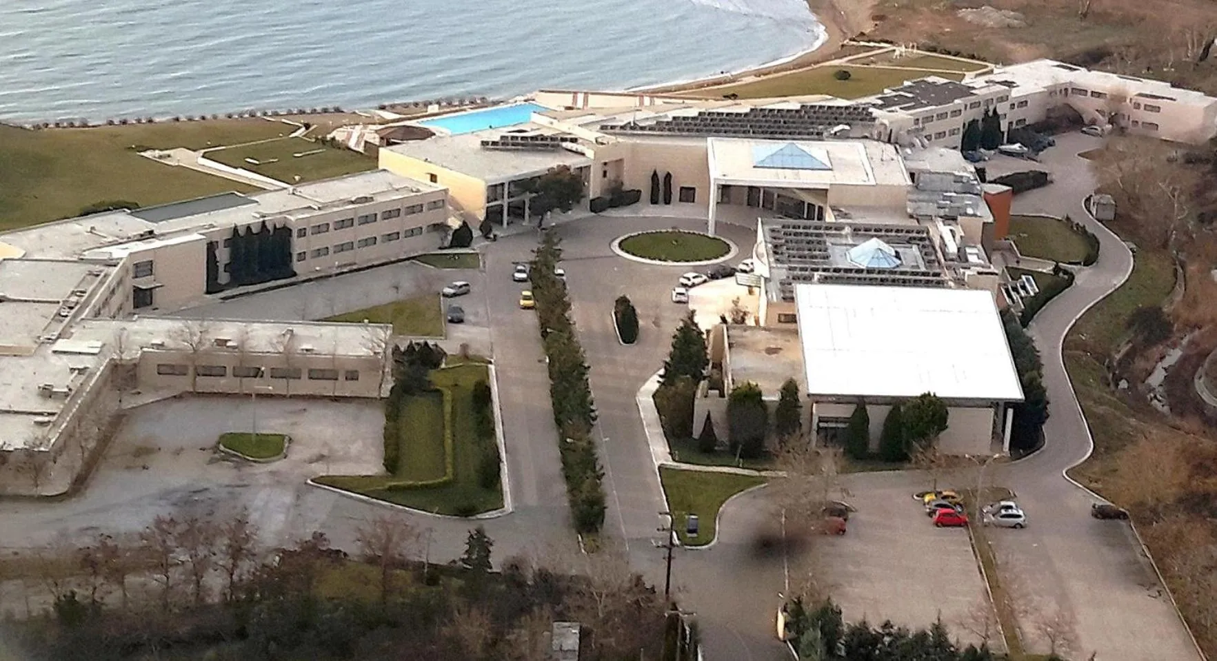 Ramada Plaza by Wyndham Thraki