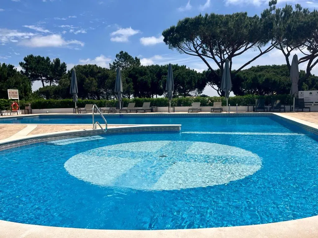 Swimming pool in Beautiful apartment set in the heart of Quinta - Newly Refurbished