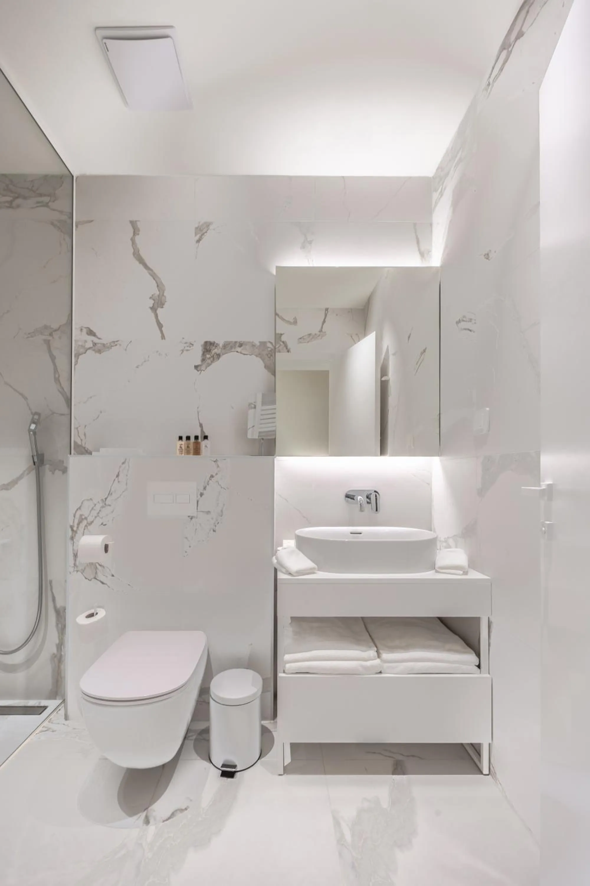 Shower in Petram Resort & Residences