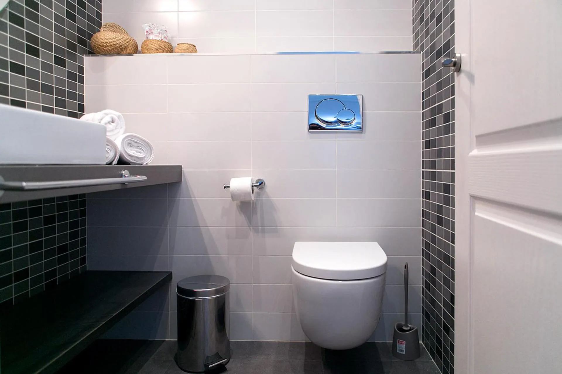 Bathroom in Blanc Guest House