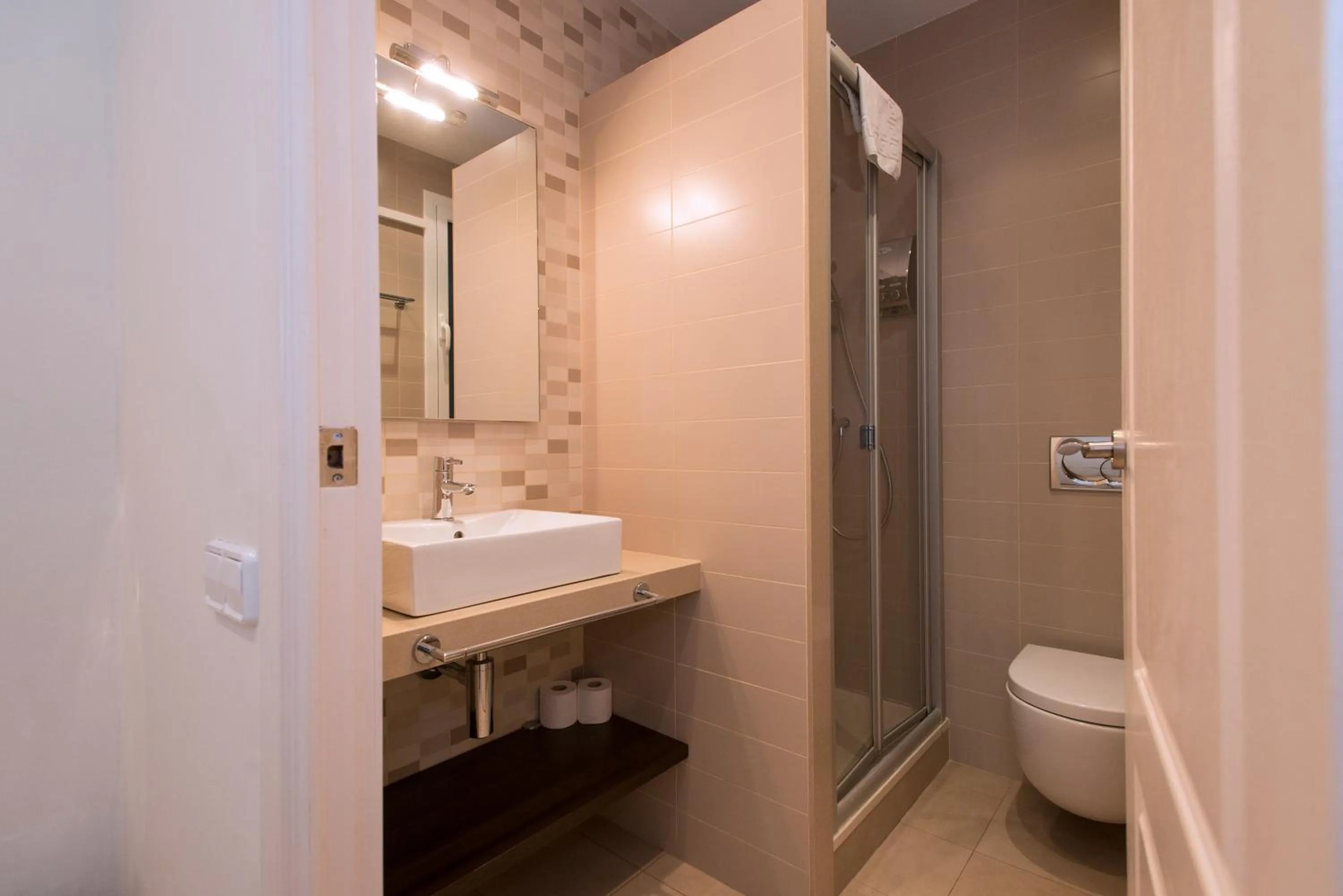 Bathroom in Blanc Guest House