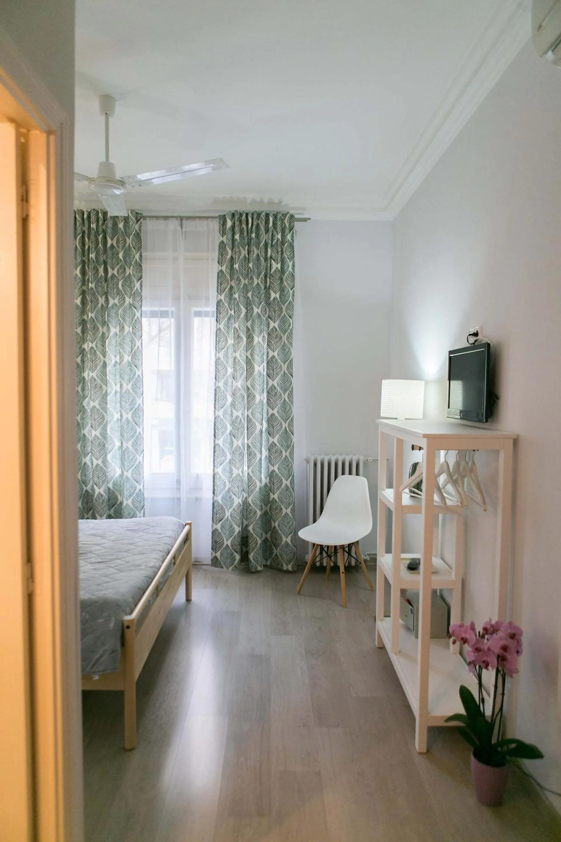 Photo of the whole room, Bed in Blanc Guest House