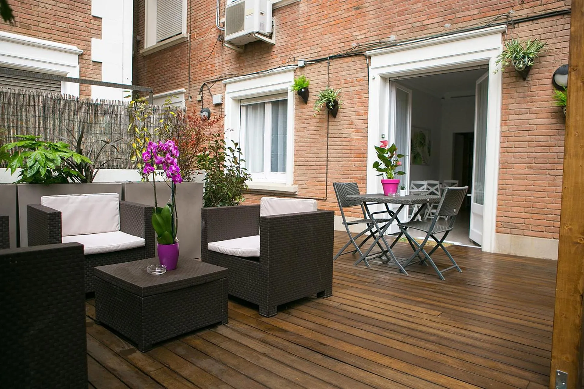 Patio in Blanc Guest House