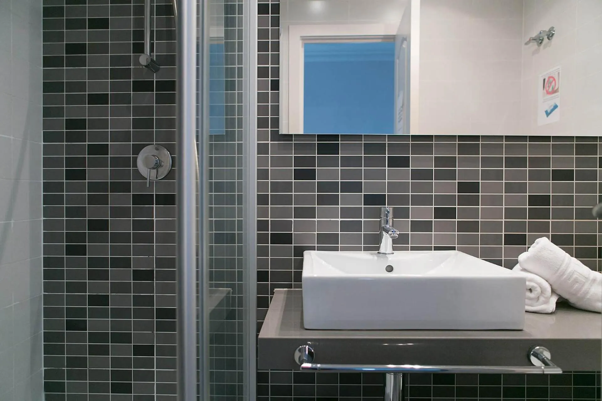 Bathroom in Blanc Guest House