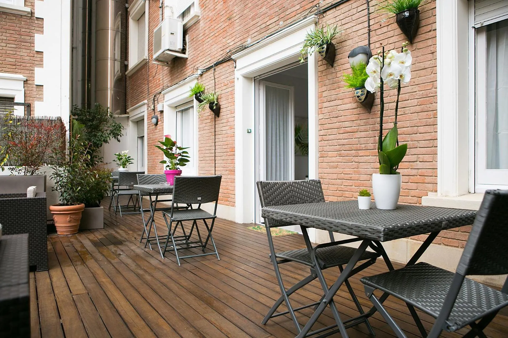 Patio in Blanc Guest House