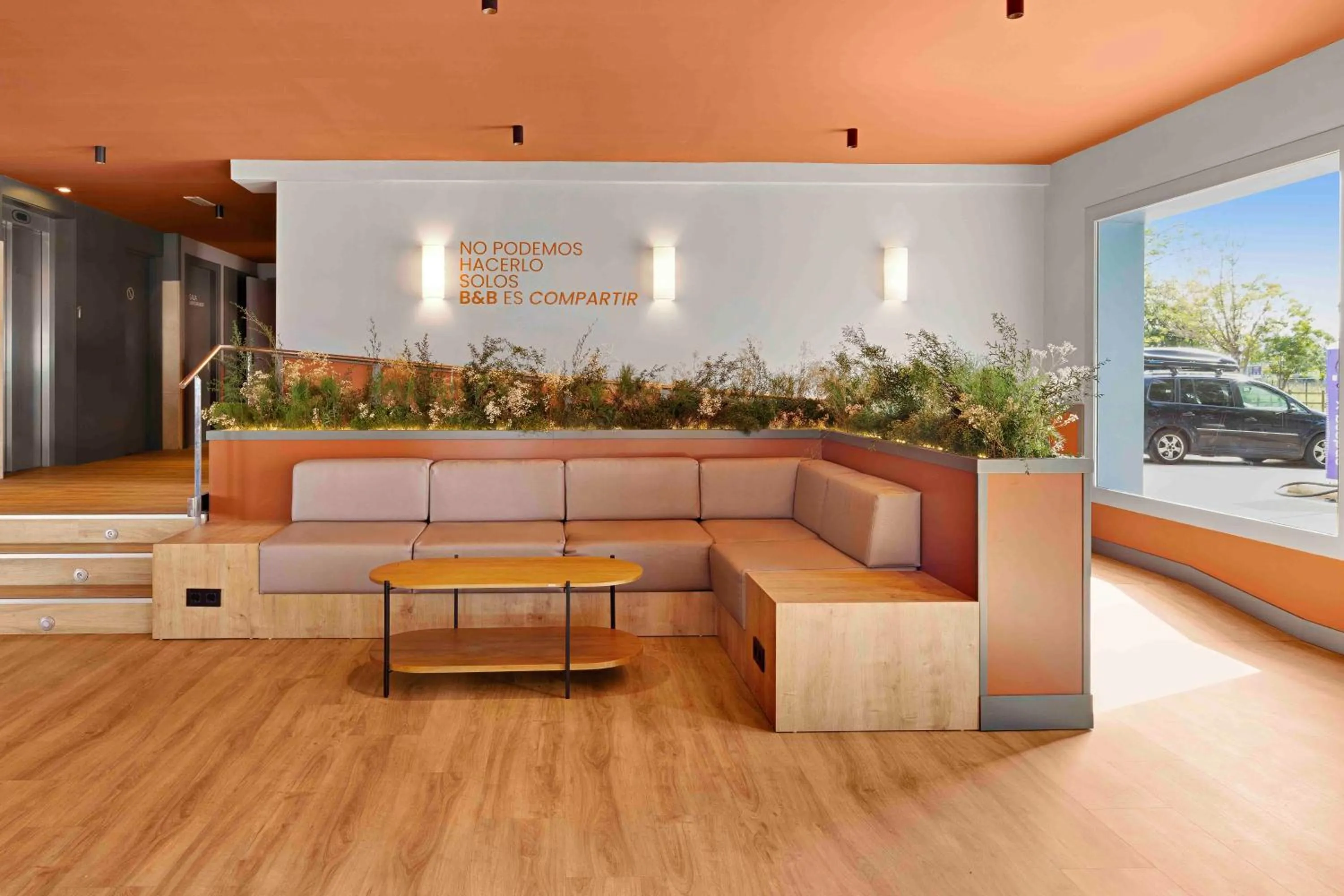 Seating area in B&B HOTEL Figueres