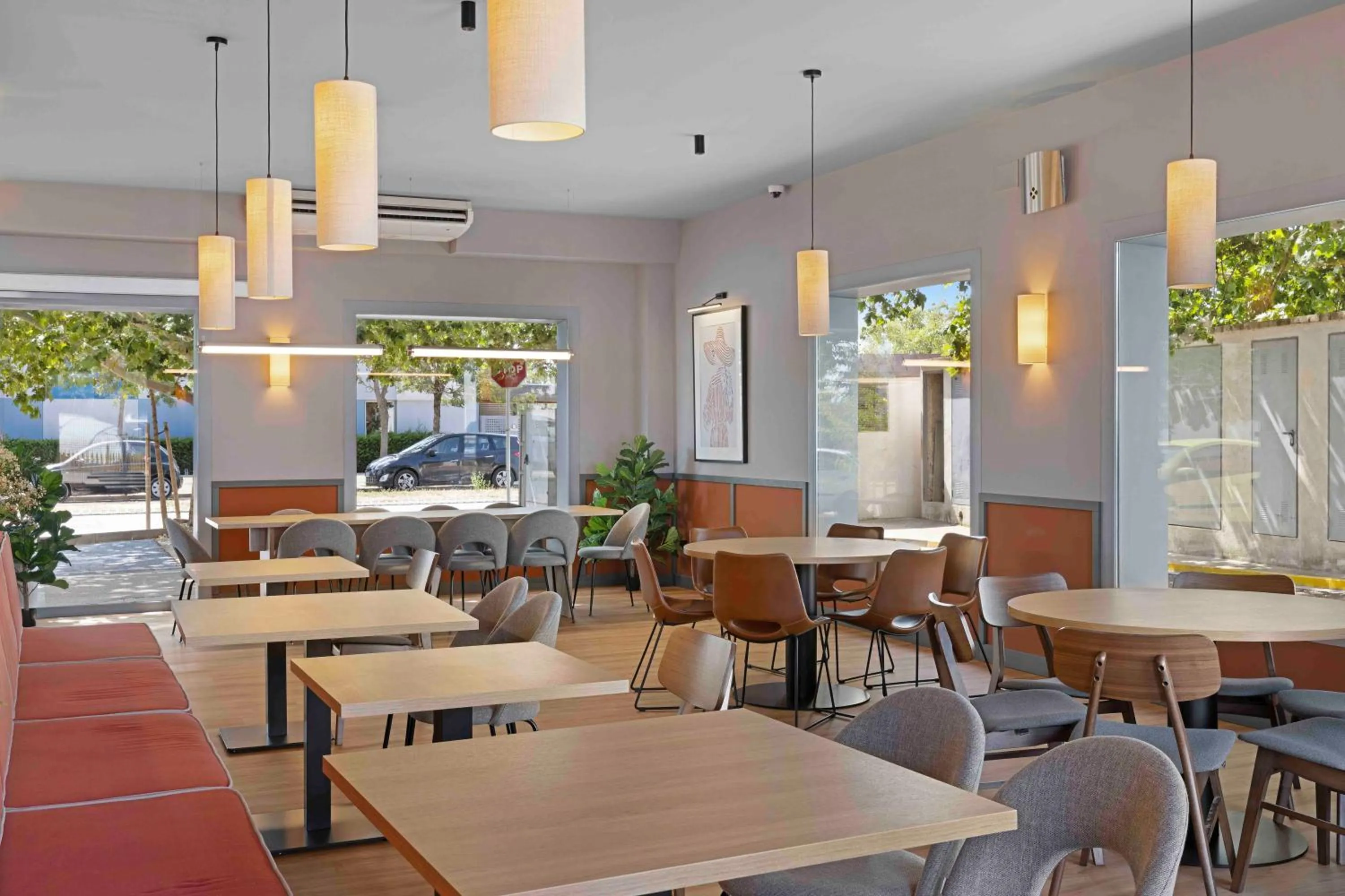 Restaurant/places to eat in B&B HOTEL Figueres