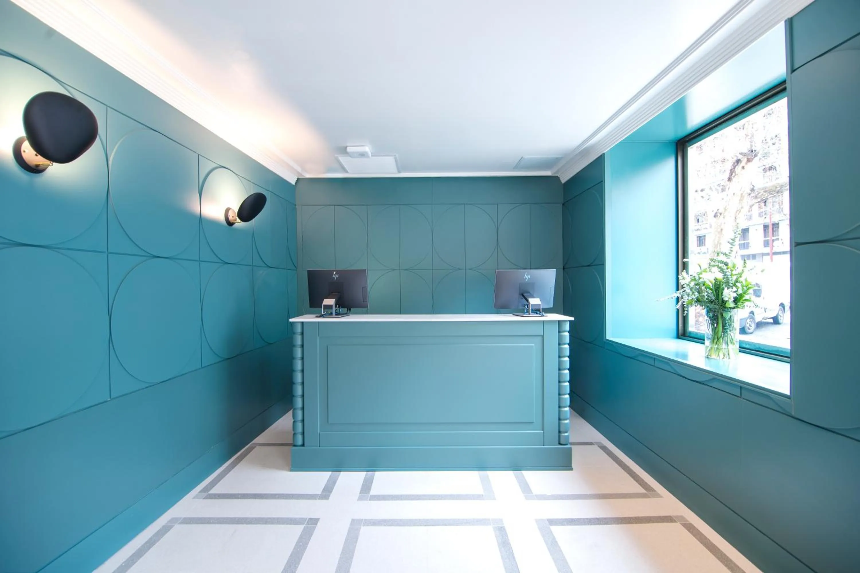 Lobby or reception in Petit Palace Puerta de Triana