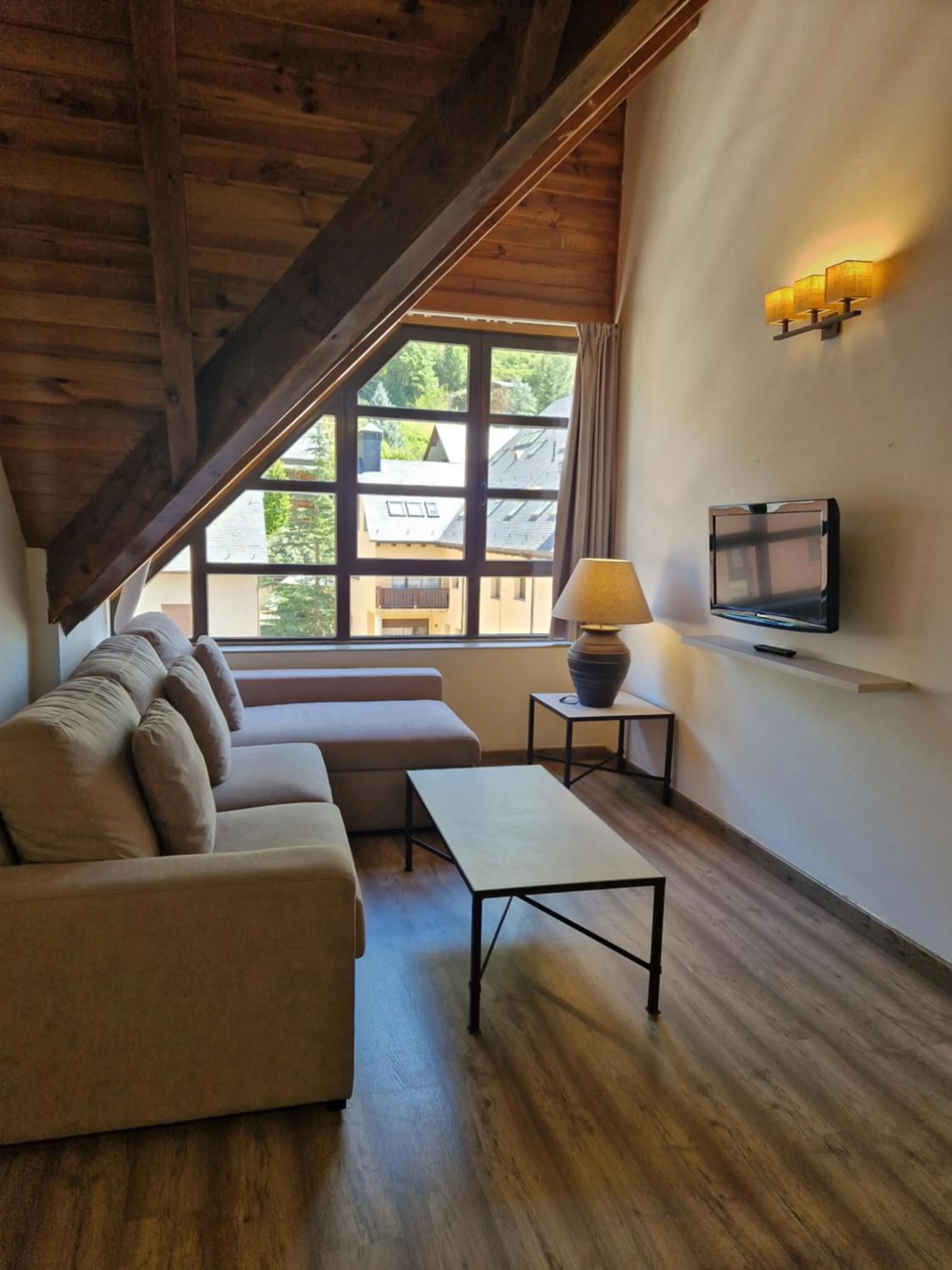 Living room in Eth Palai