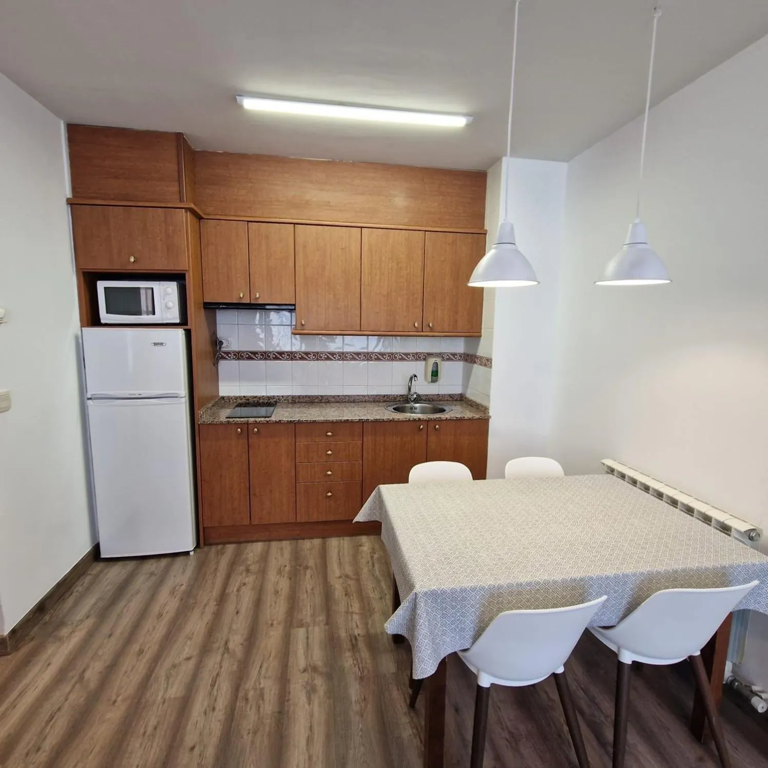 Kitchen or kitchenette in Eth Palai