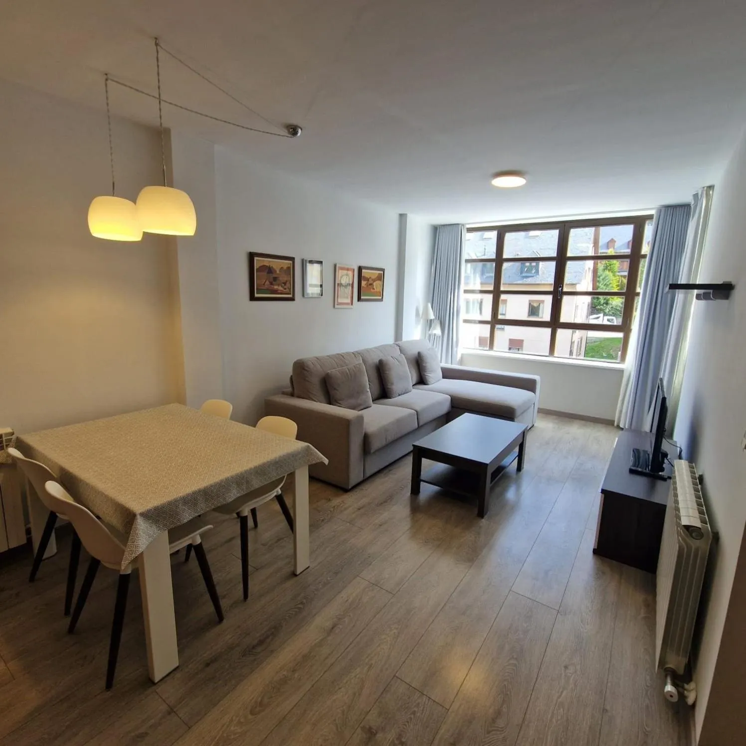 Dining area in Eth Palai