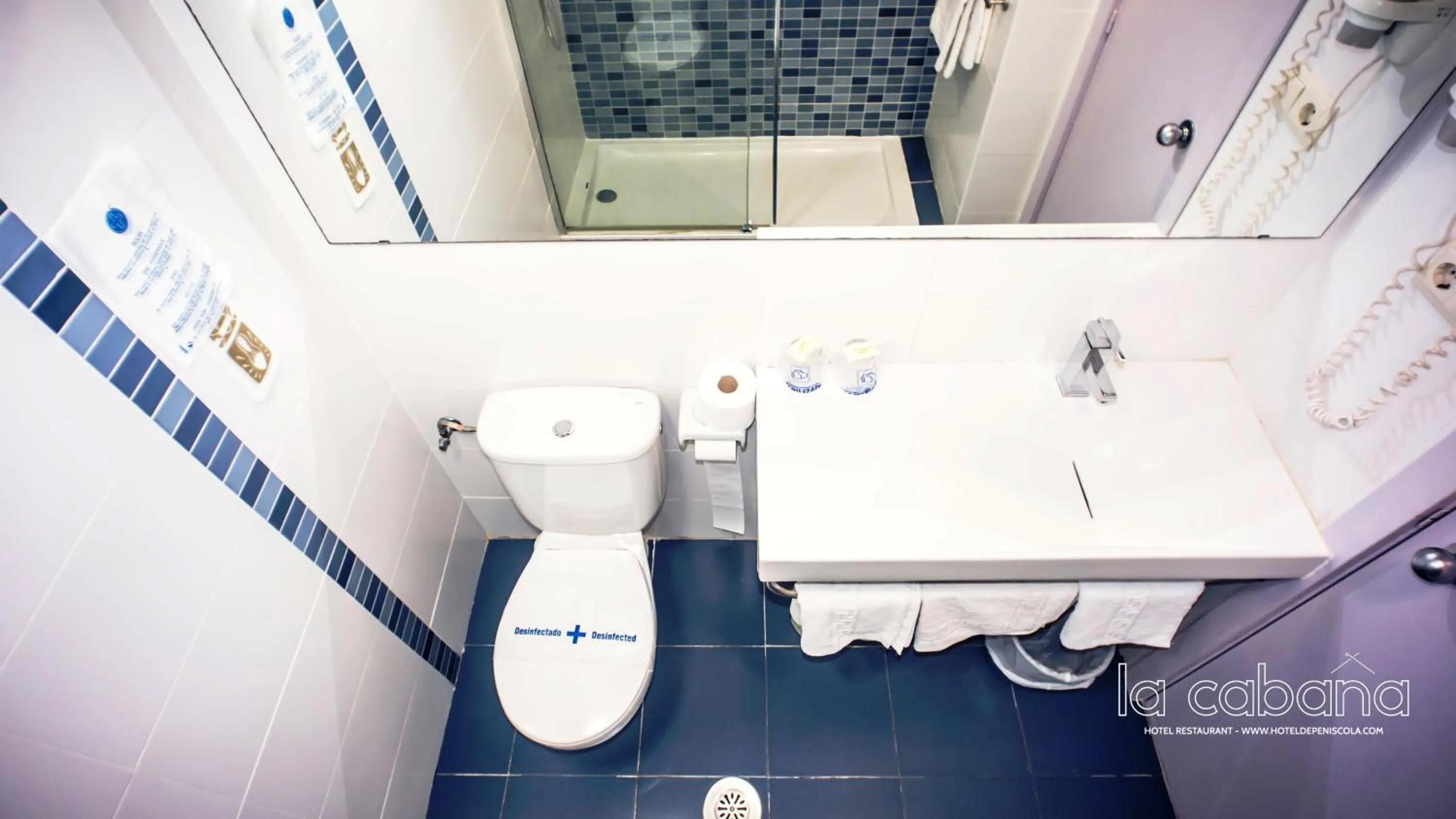 Double Room with Sea View in La Cabaña