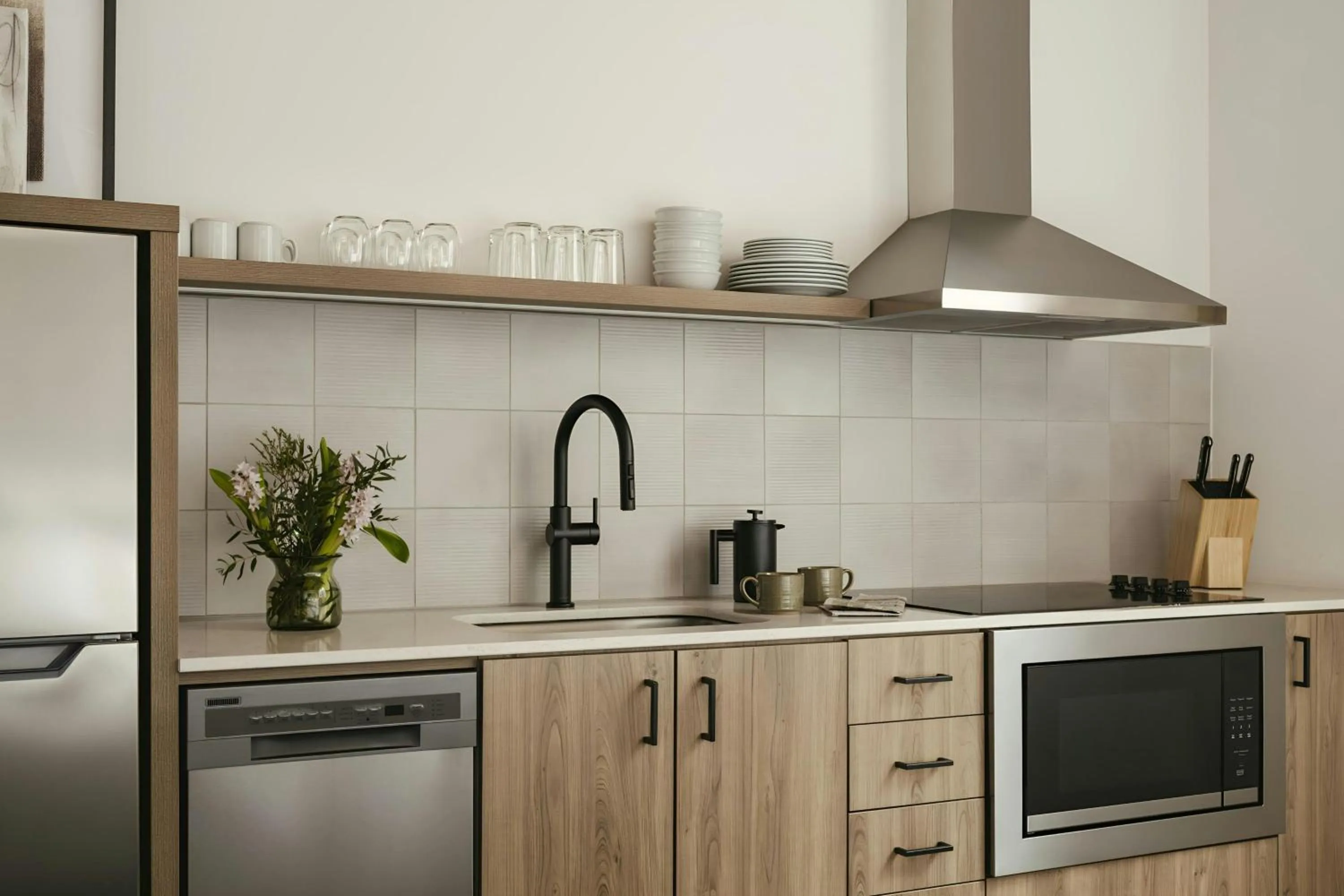 Kitchen or kitchenette in Sonder by Marriott Bonvoy Market Hall Apartments West Loop