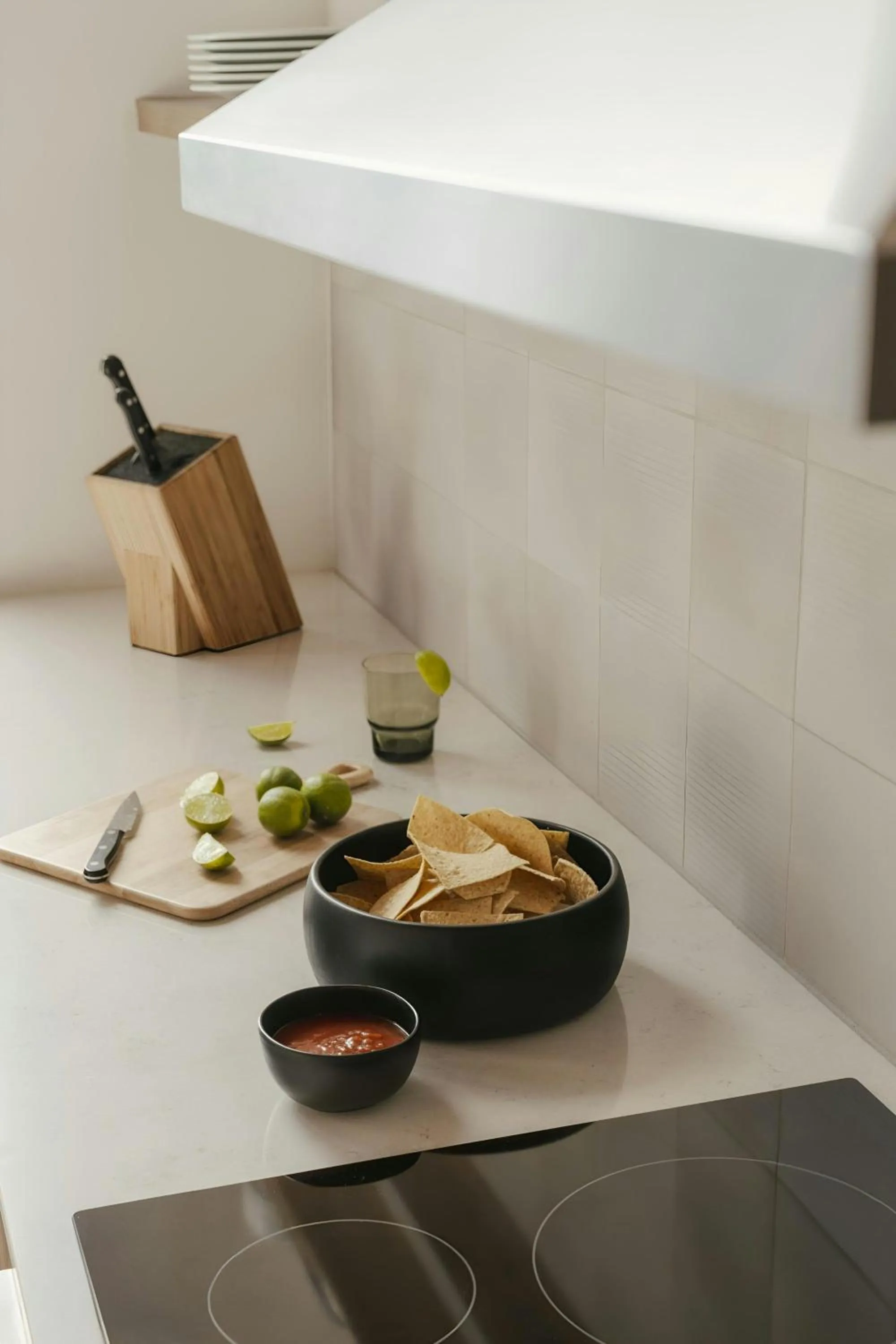 Kitchen or kitchenette in Sonder by Marriott Bonvoy Market Hall Apartments West Loop