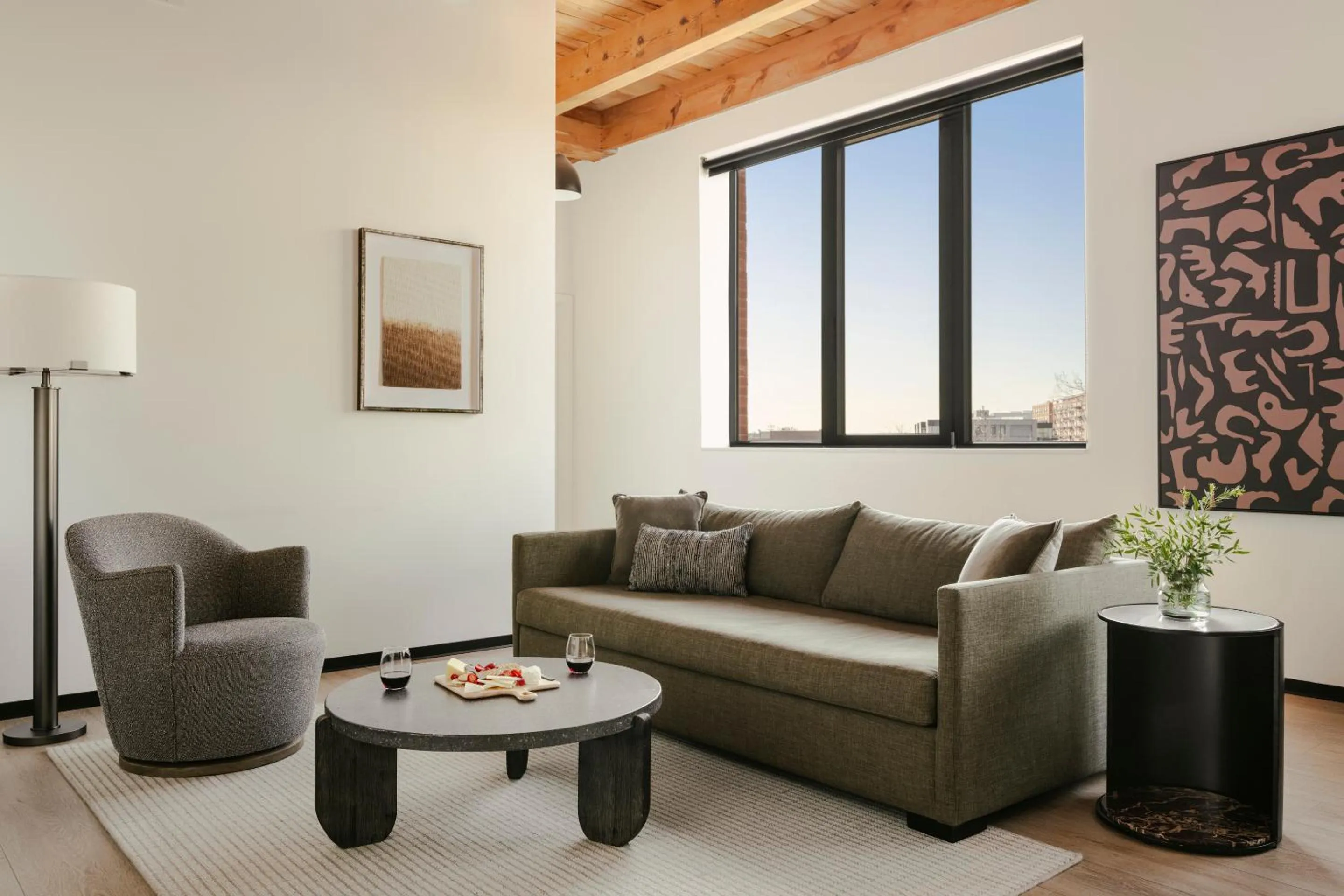 One-Bedroom Apartment with City View in Sonder Market Hall