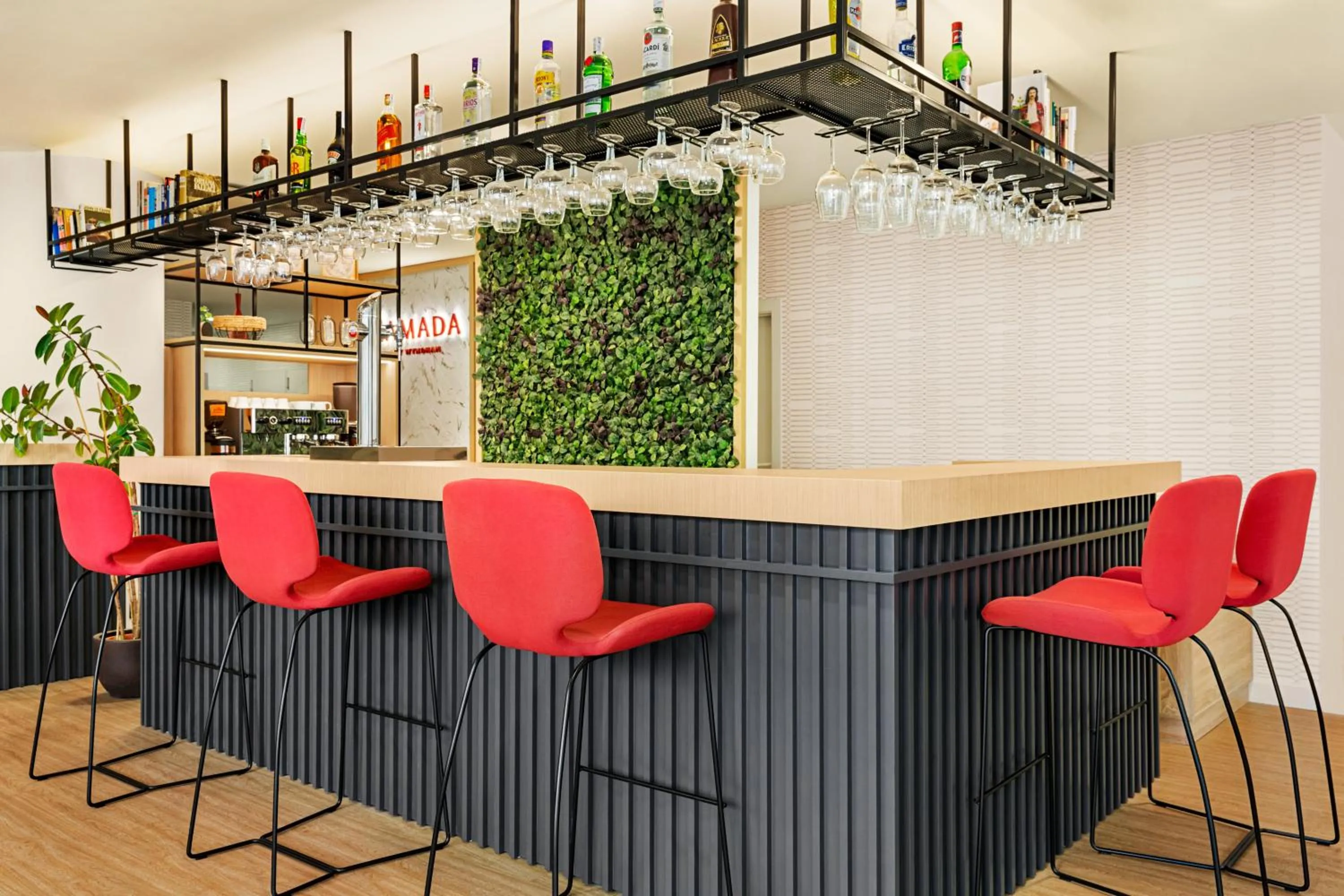 Lounge or bar in Ramada by Wyndham Madrid Tres Cantos