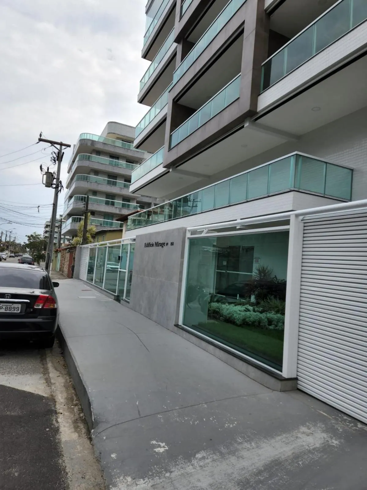 Apartamento com Garagem Cabo Frio