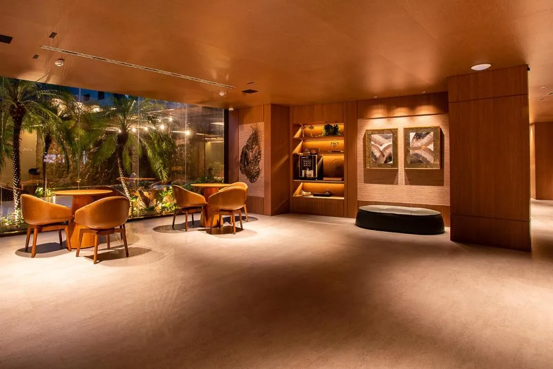 Seating area in Amazon Aeroporto Hotel