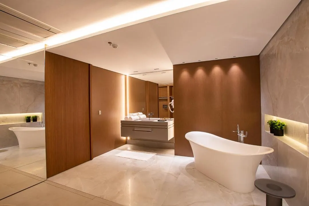 Shower in Amazon Aeroporto Hotel