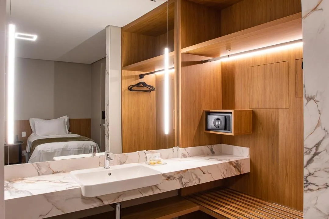 Bed in Amazon Aeroporto Hotel