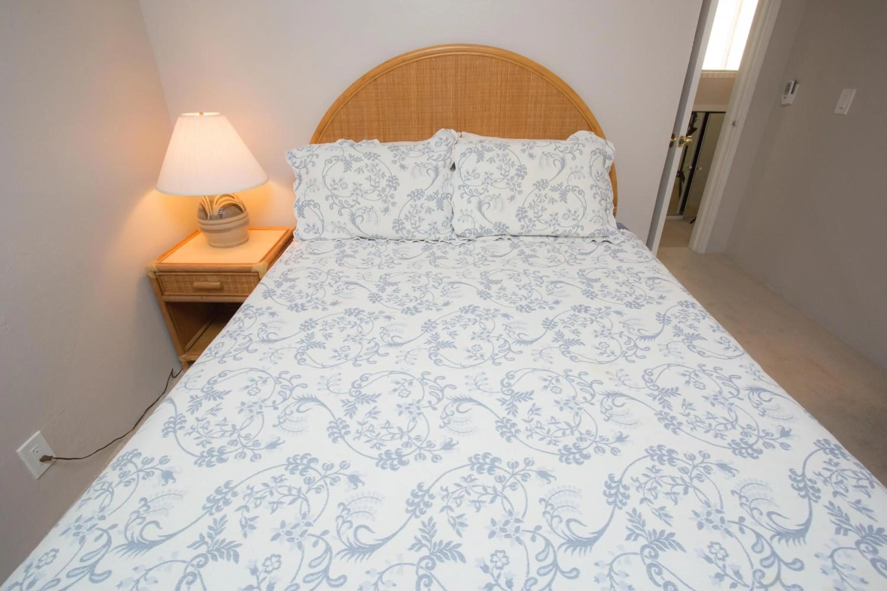 Bed in Hale Kamaole 245