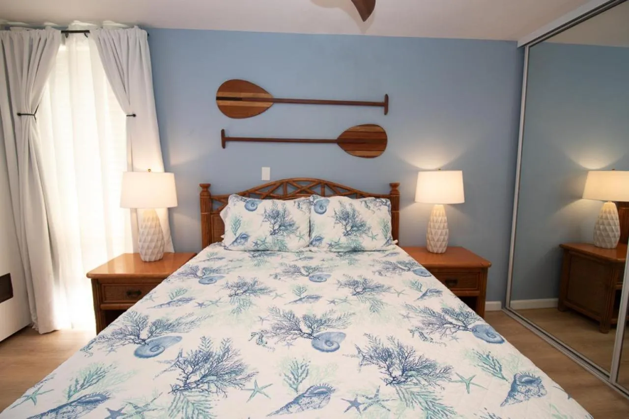 Bed in Hale Kamaole 240