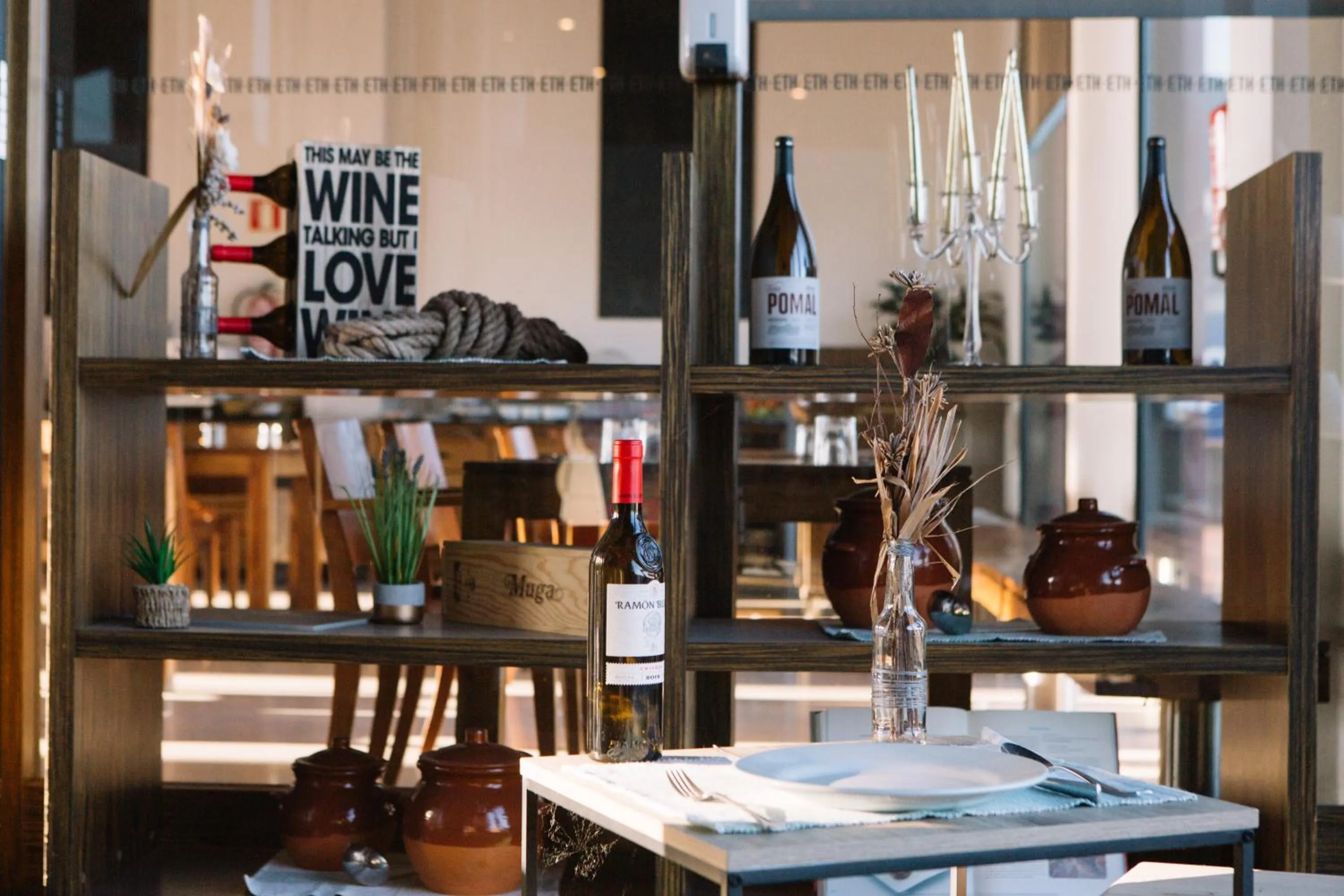 Lounge or bar in ETH Rioja