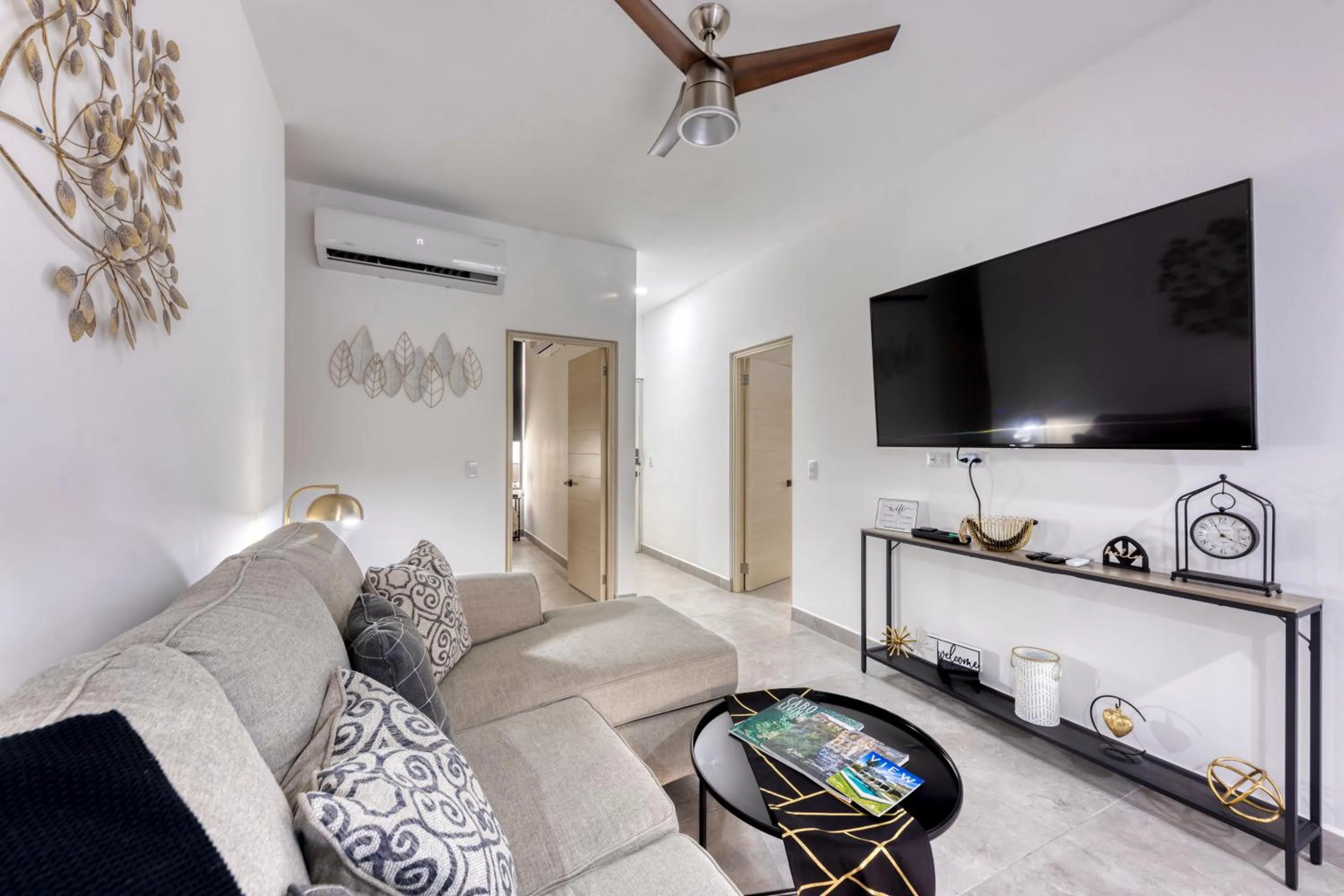 Living room in Pedregal Towers