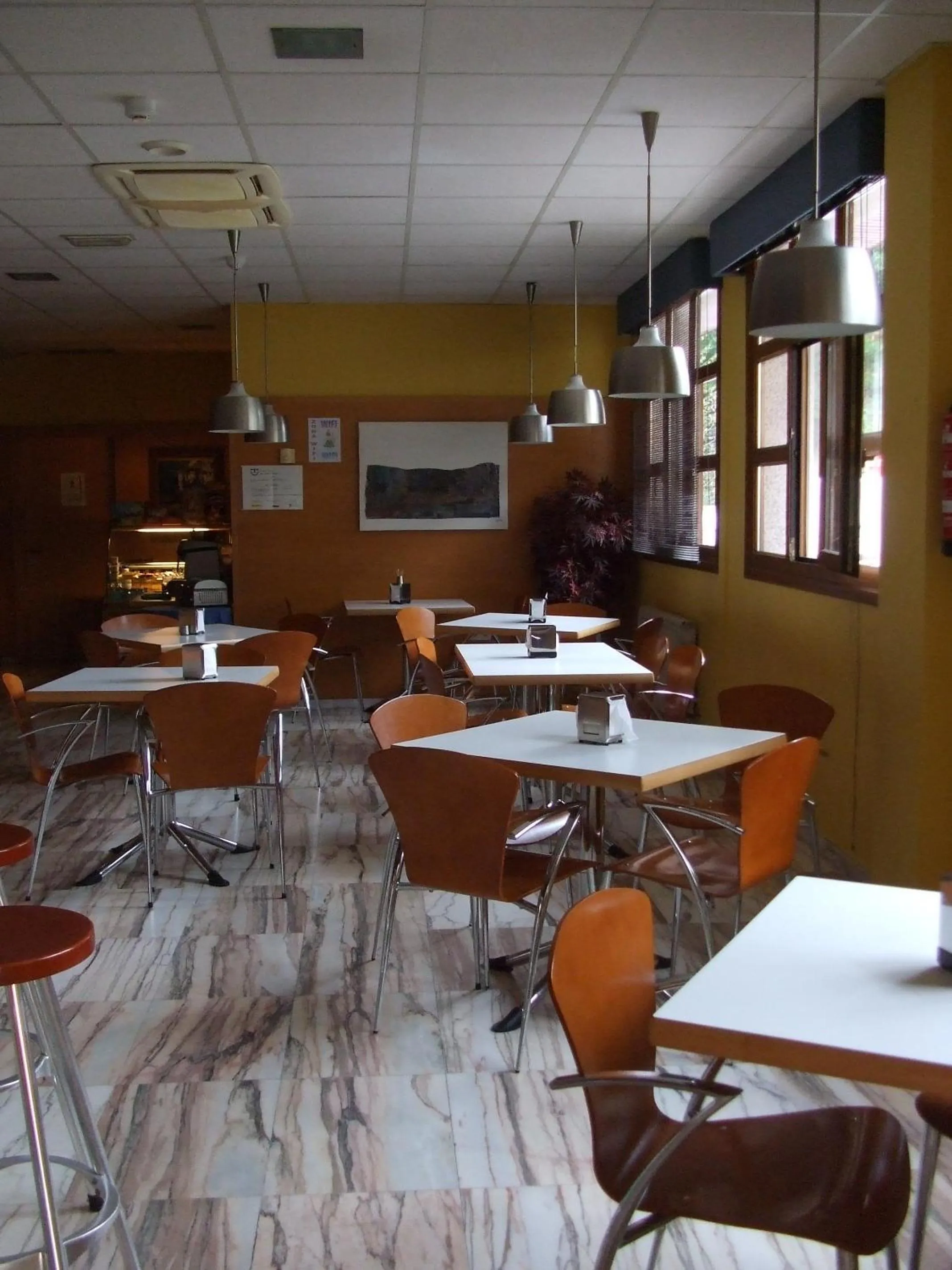 Restaurant/places to eat in Hotel las Cruces