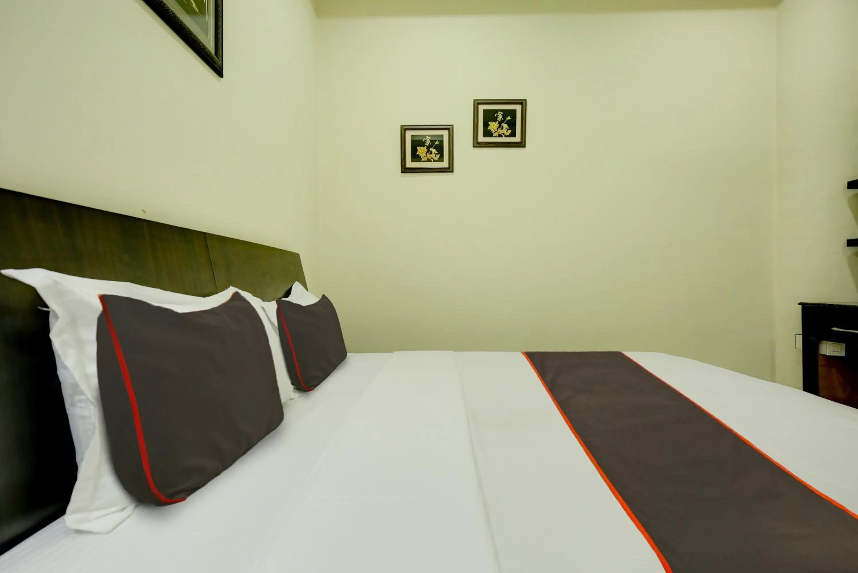 Bedroom, Bed in Collection O Ovel Hotel Grand