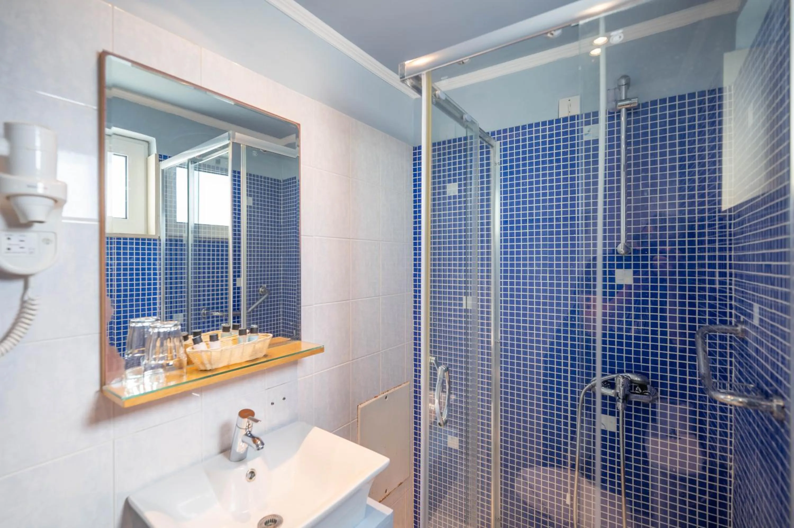 Shower in Kitro Beach Hotel - Adults Only