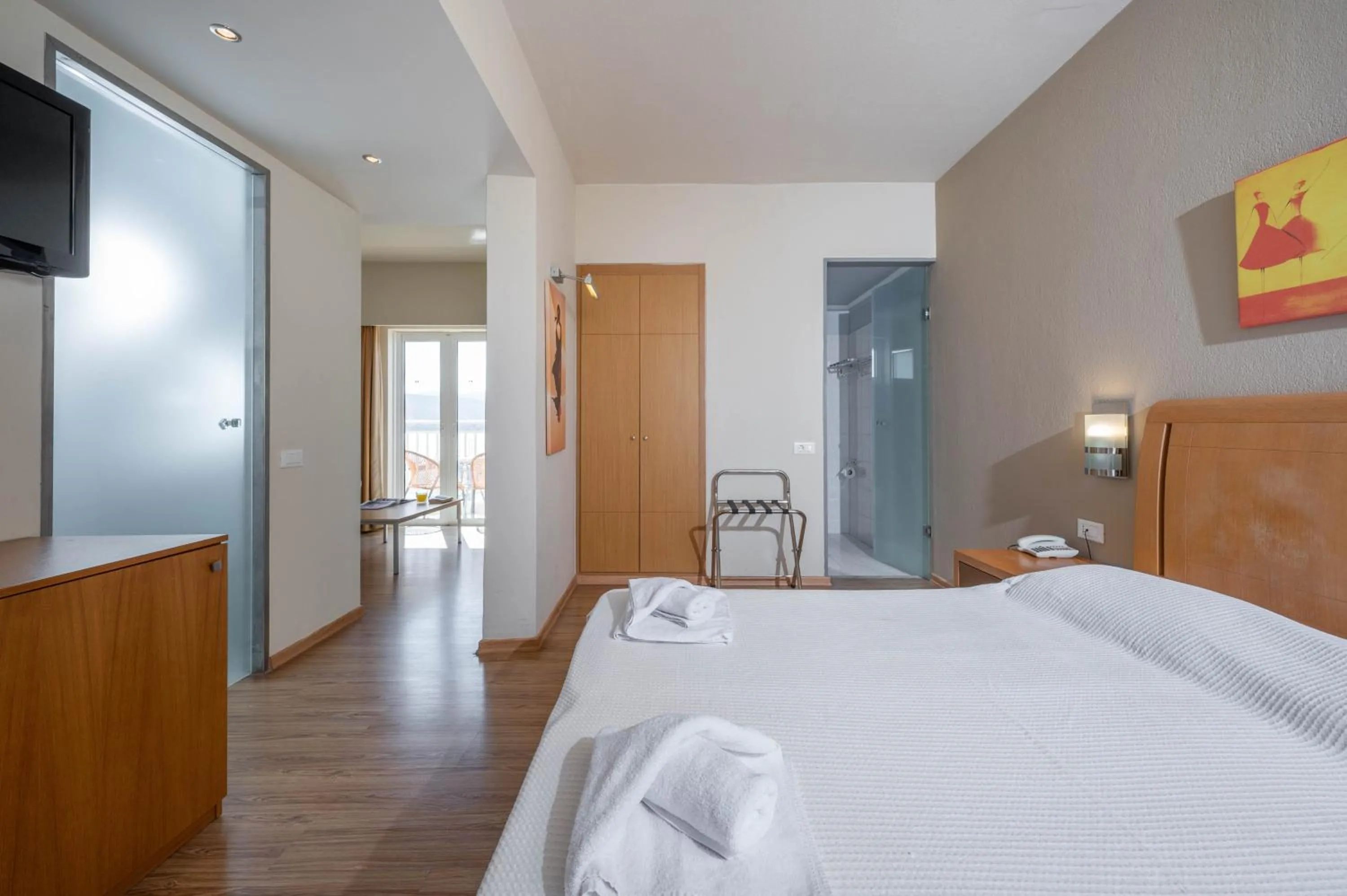 Bed in Kitro Beach Hotel - Adults Only