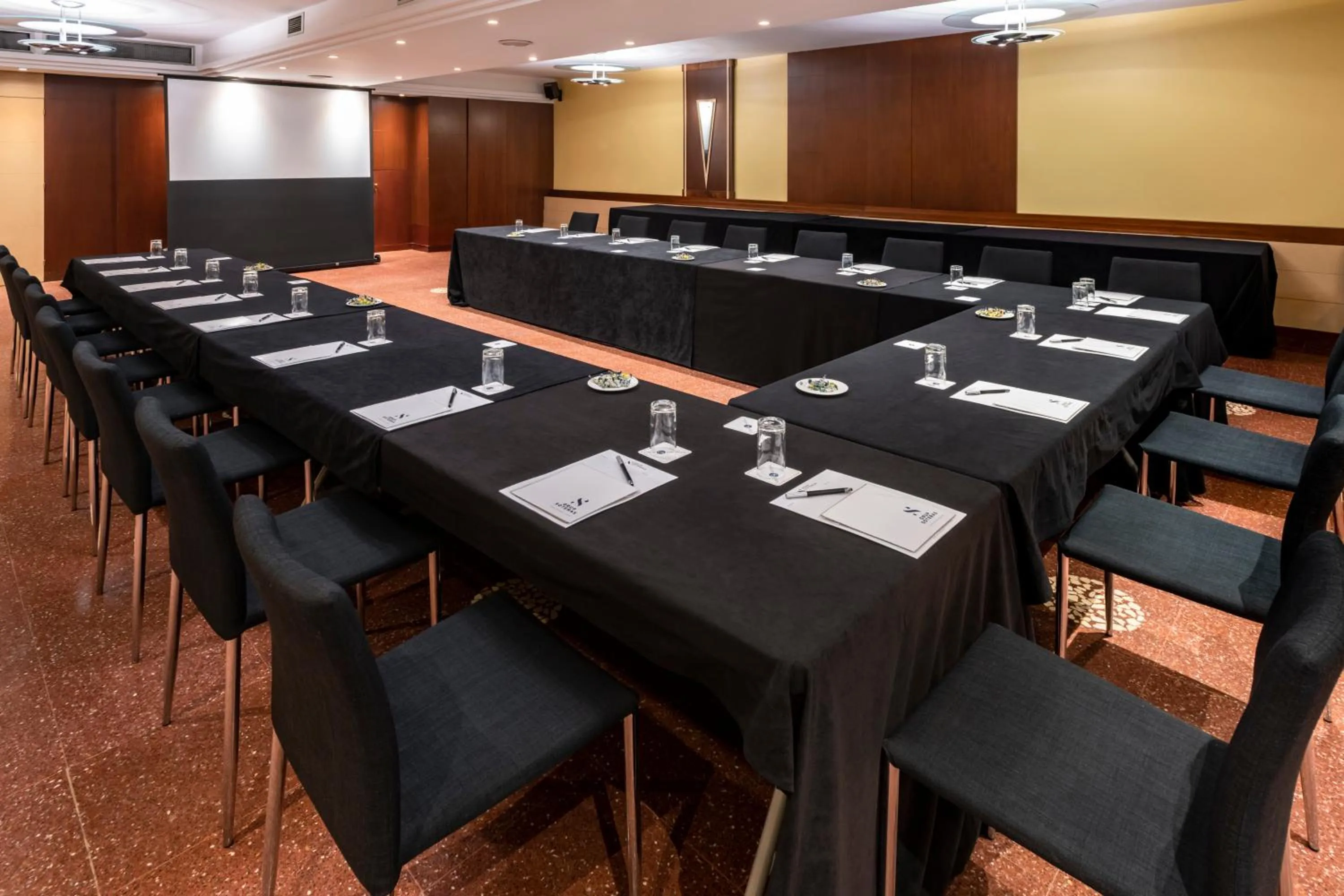 Business facilities in Ciudad de Castelldefels