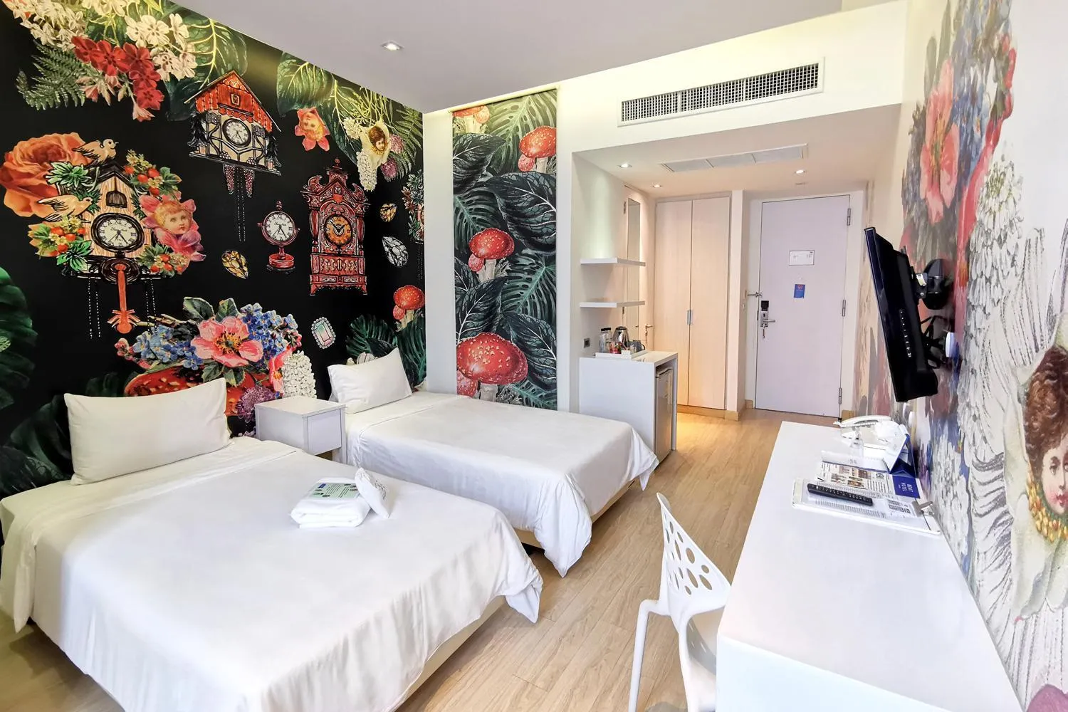 Bedroom, Bed in Beat Hotel Bangkok