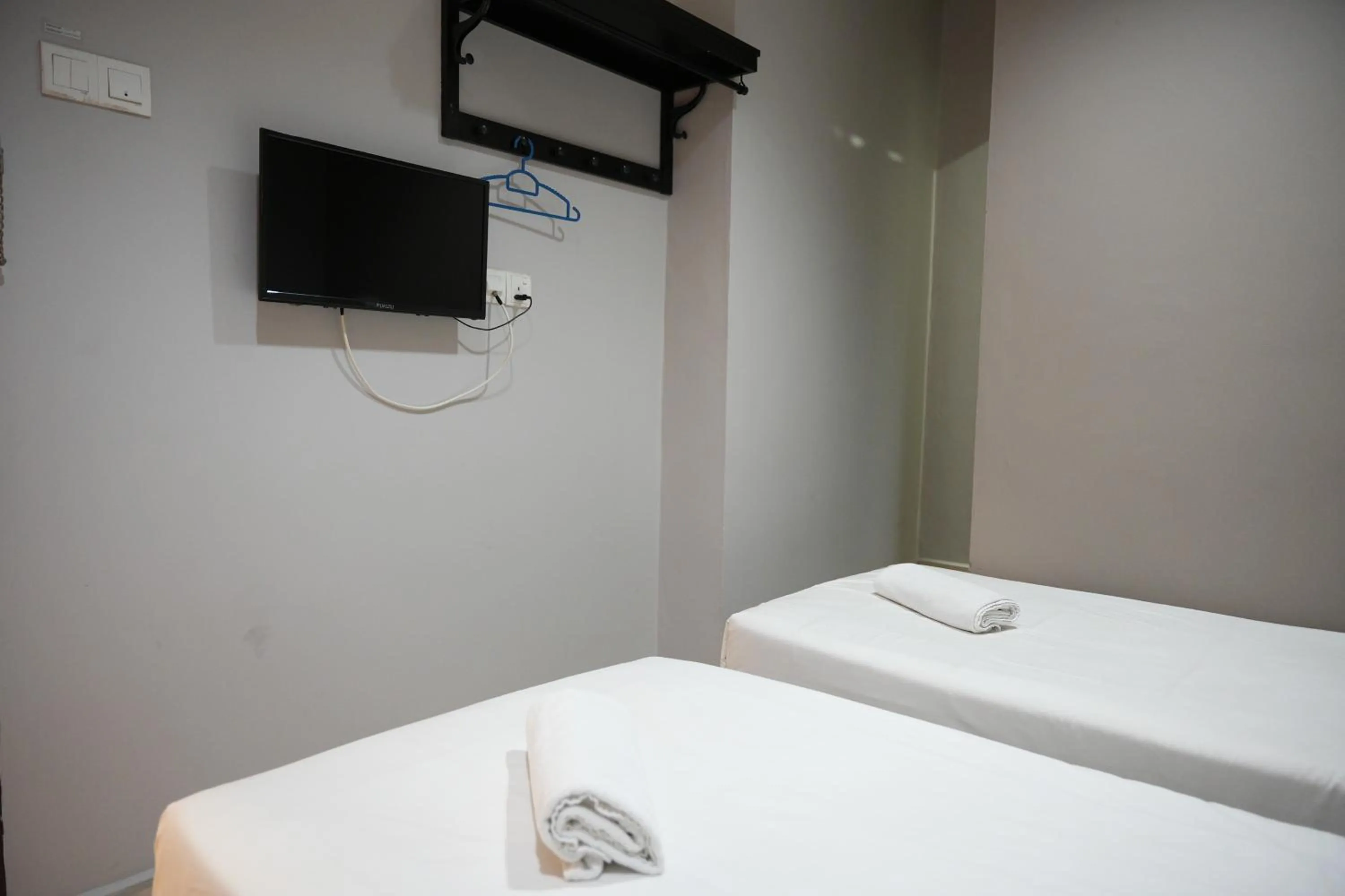 Bed in HOTEL AVATARR