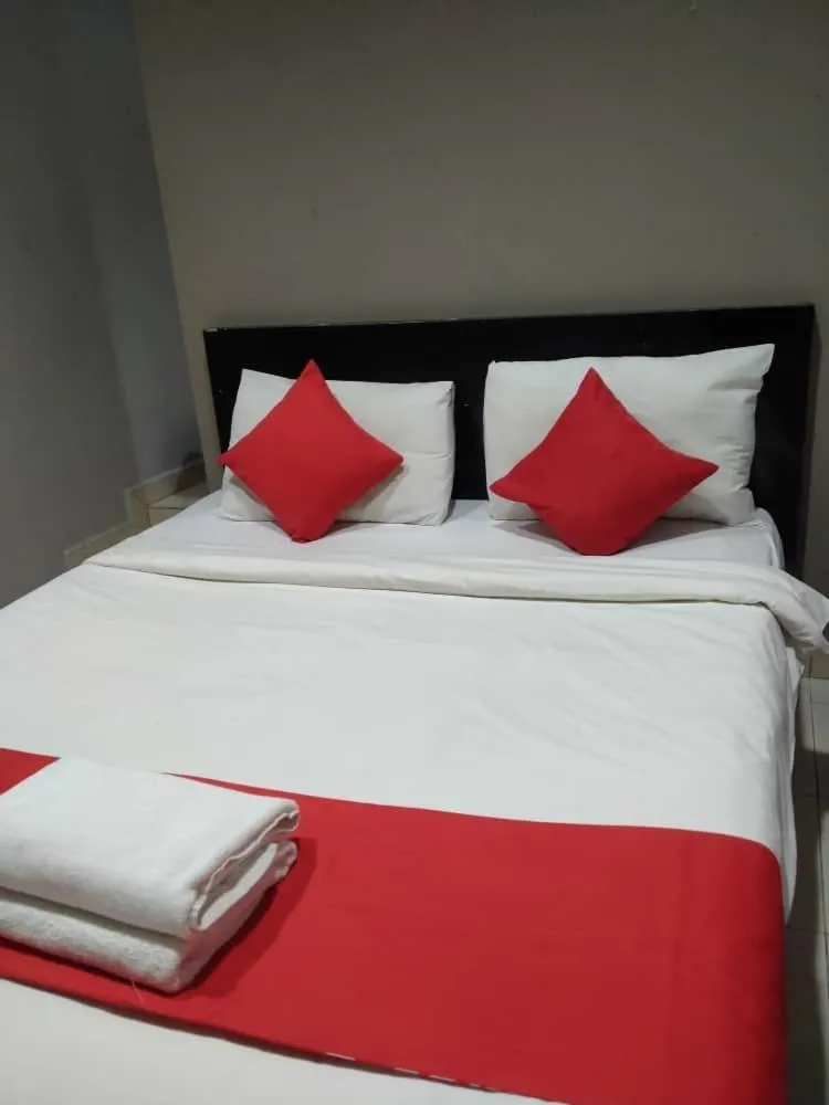 Bed in HOTEL AVATARR