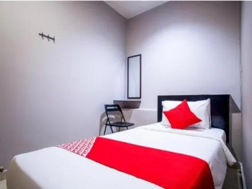 Bed in HOTEL AVATARR