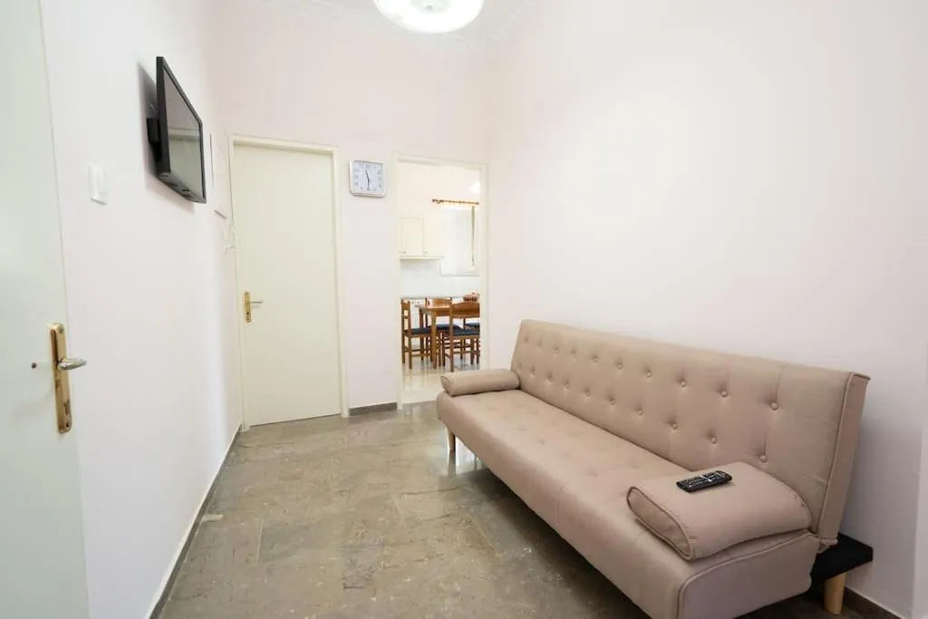 TV and multimedia in Vasilakis Apartment