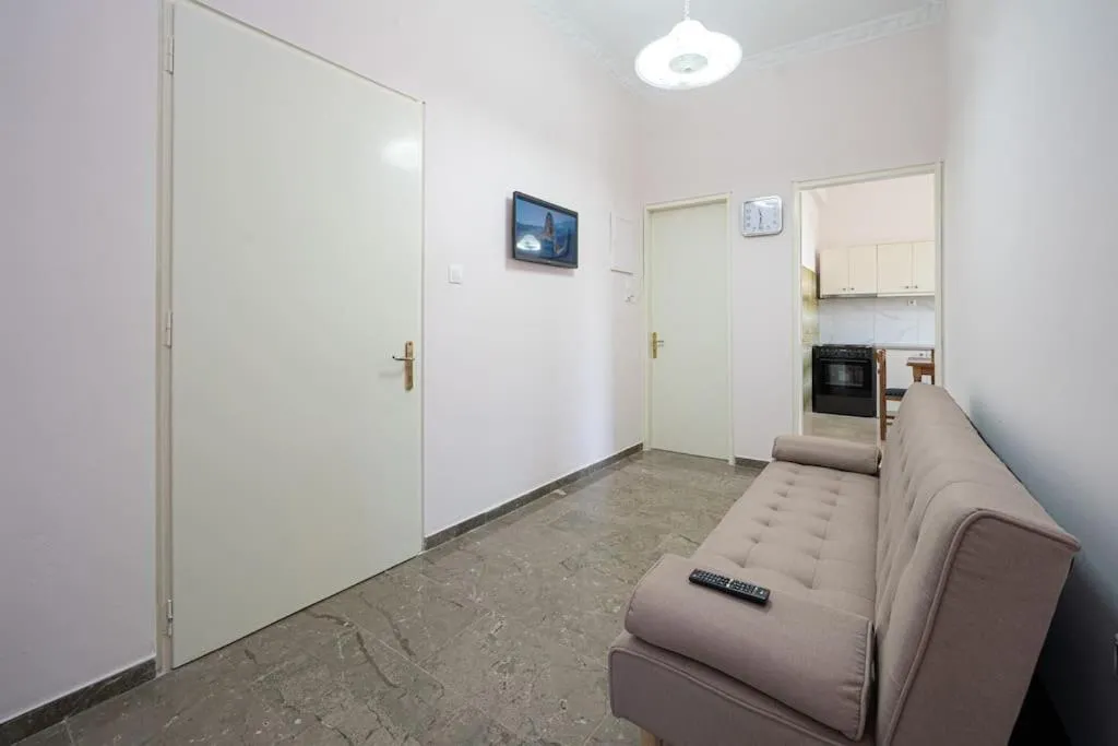 TV and multimedia in Vasilakis Apartment