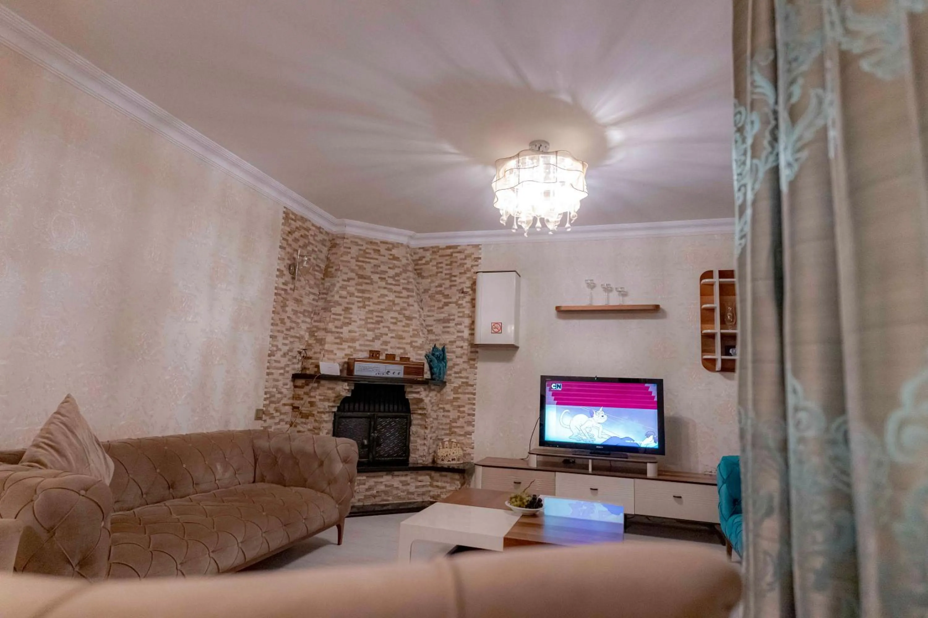 TV and multimedia in Bungalov Maşukiye Villa