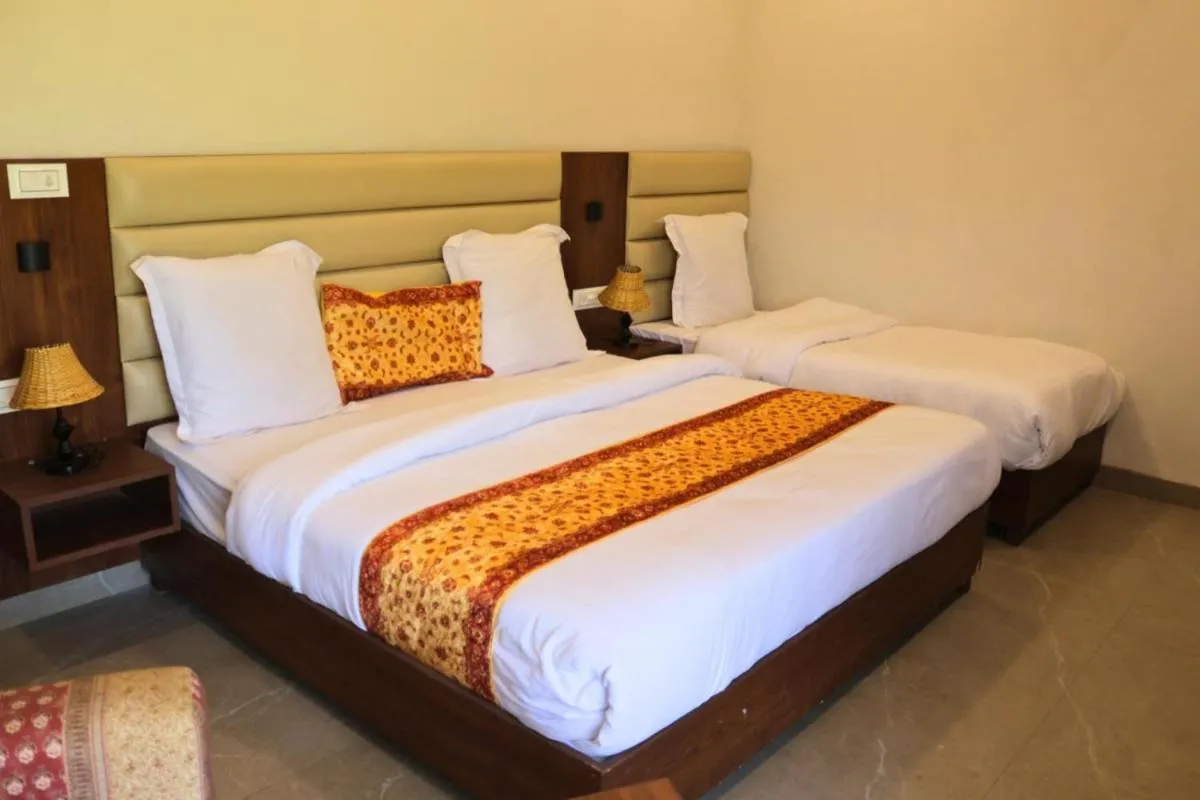 Bed in 5 States Resort