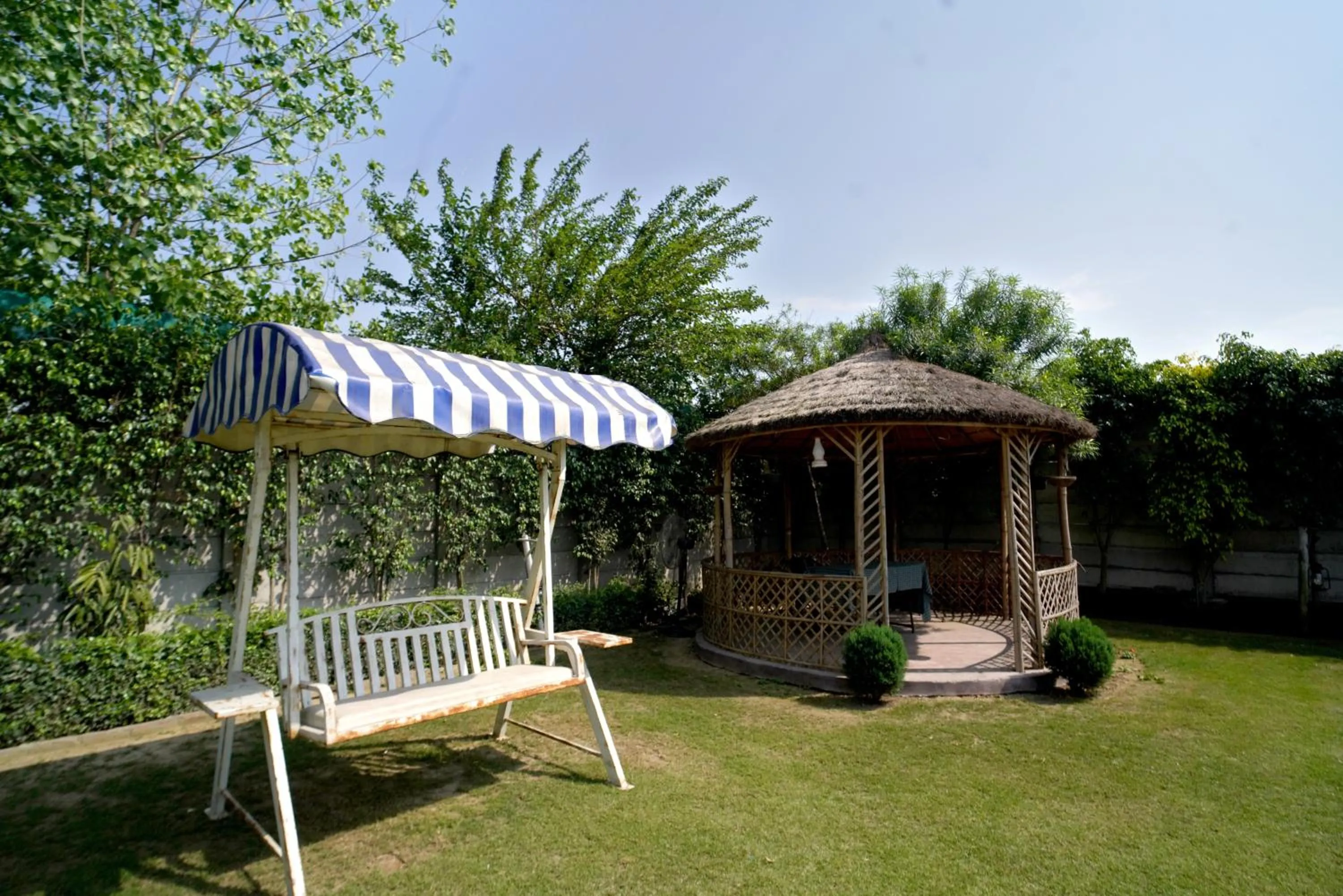 Kitchen or kitchenette in 5 States Resort