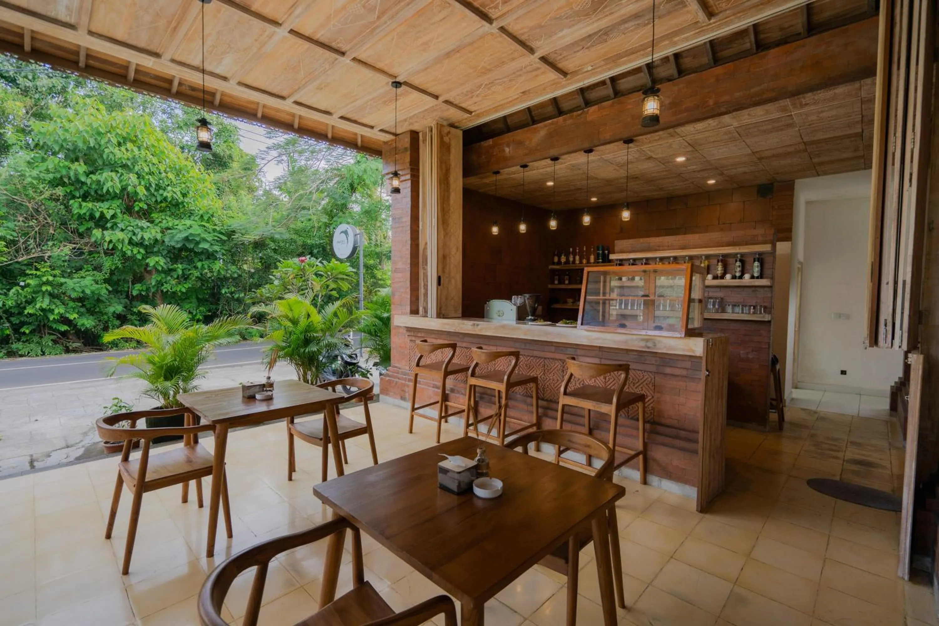 Restaurant/places to eat in Agaru Villa Uluwatu by The Lavana