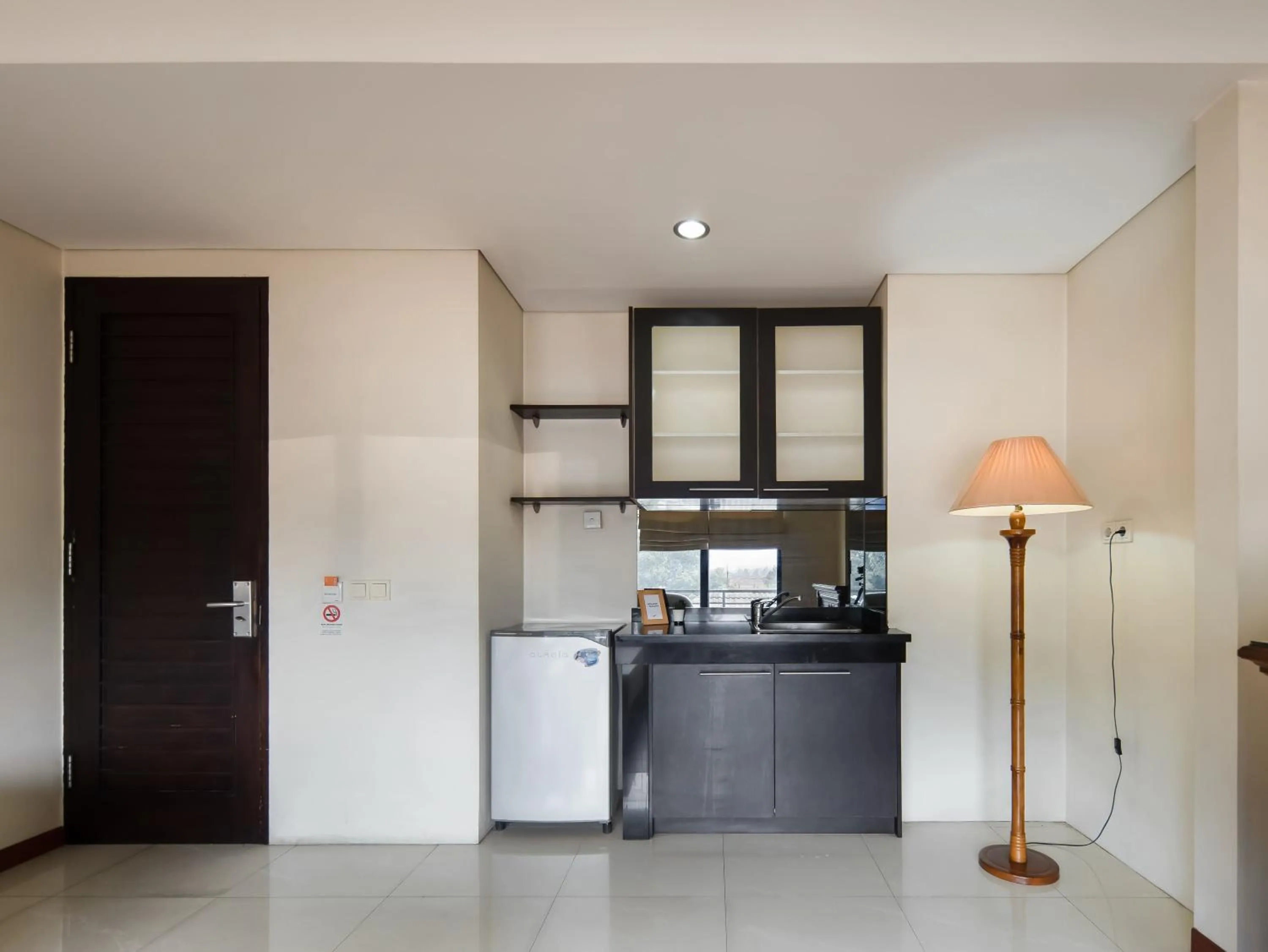 Bedroom in Cove Arimbi