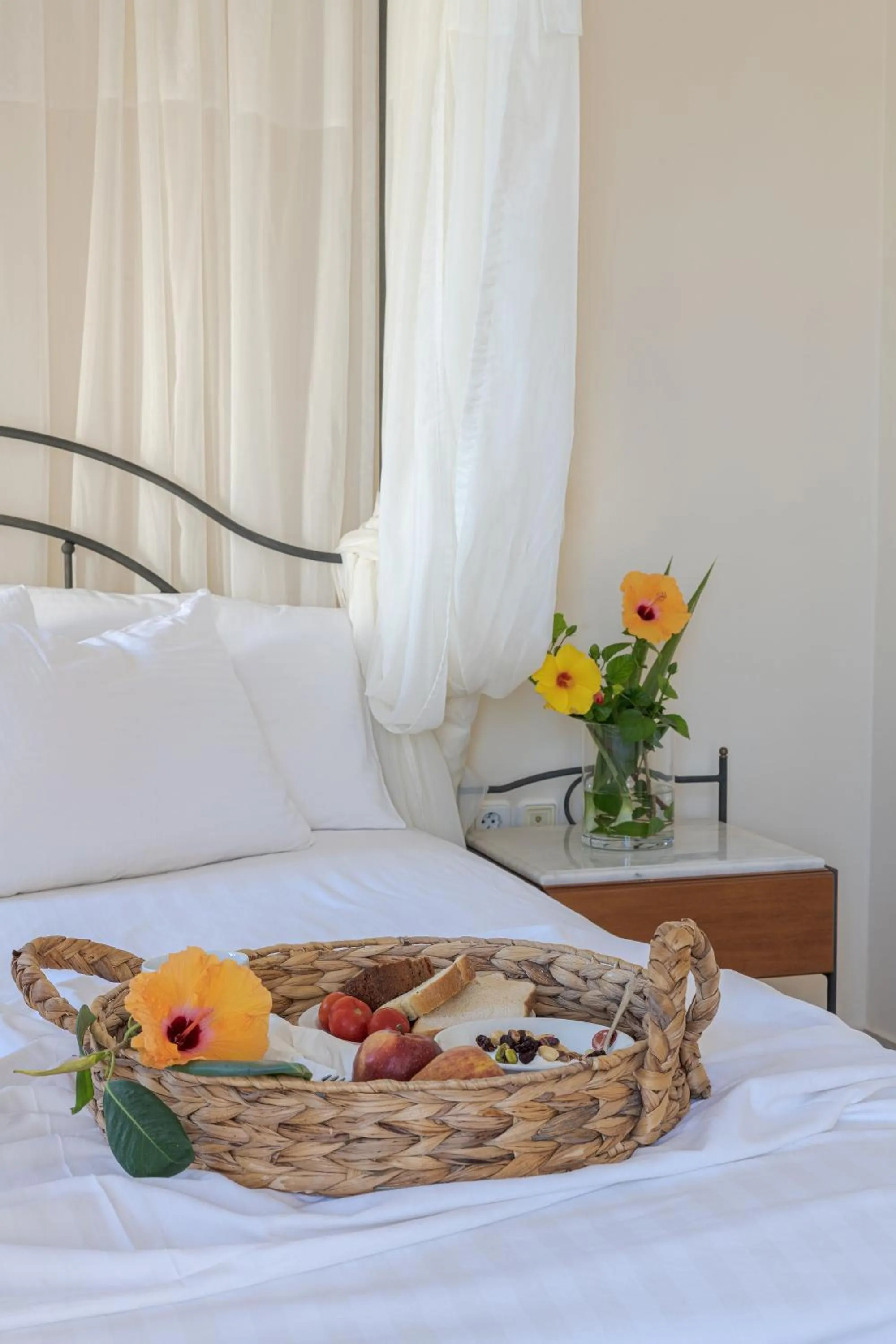 Bed in Epavlis Hotel & Spa