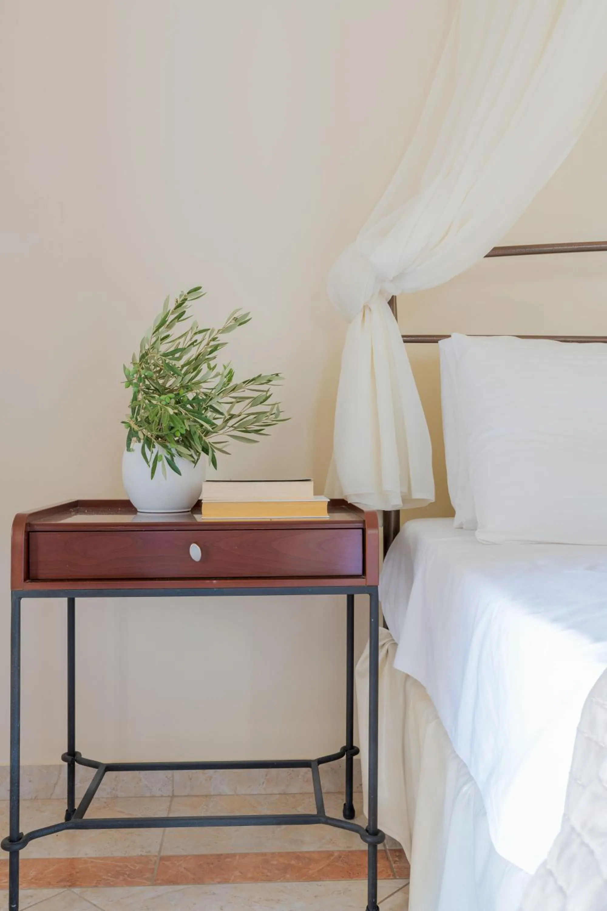 Bed in Epavlis Hotel & Spa